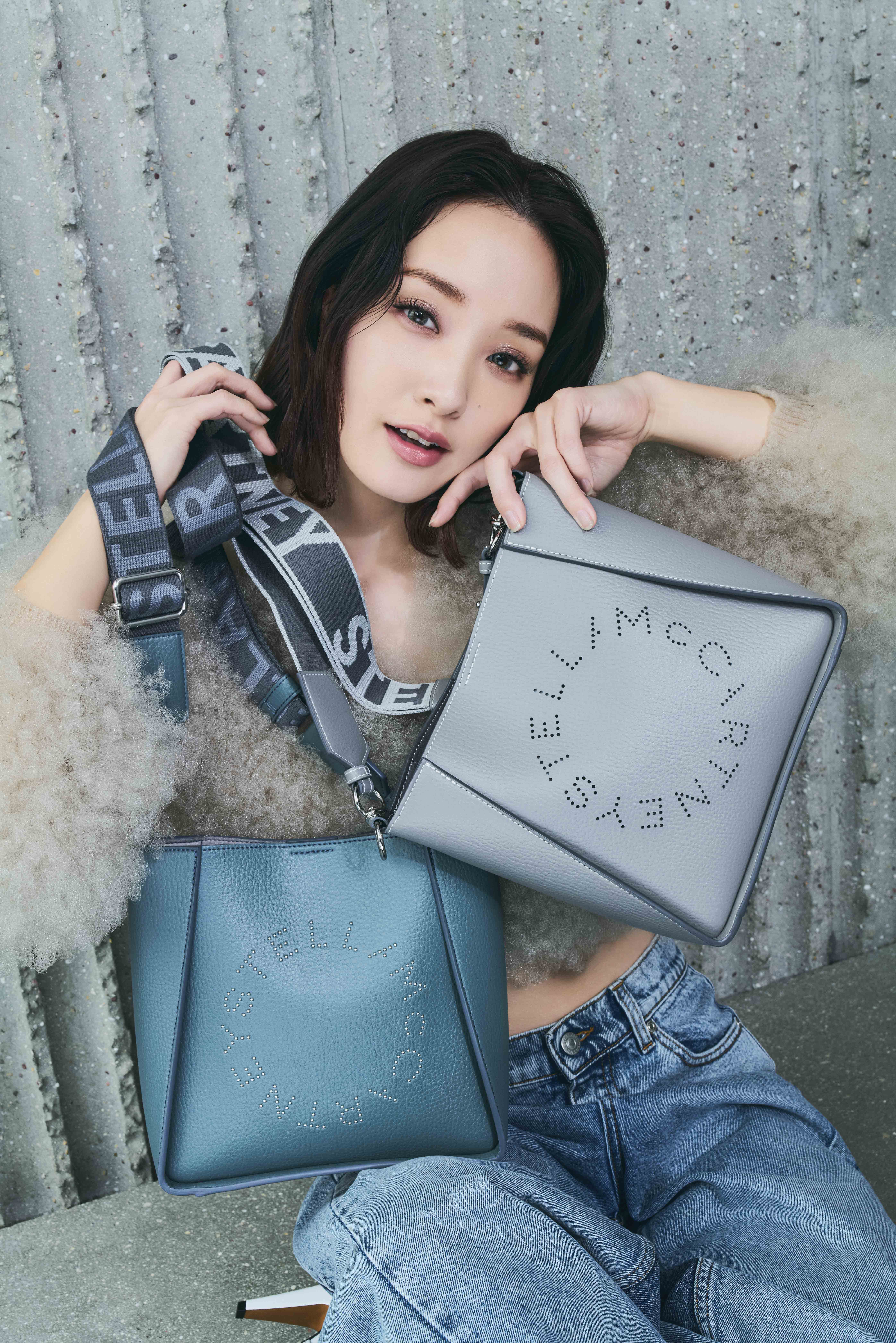 格安販売の Stella Logo Bag ft Ayame Goriki ハンドバッグ