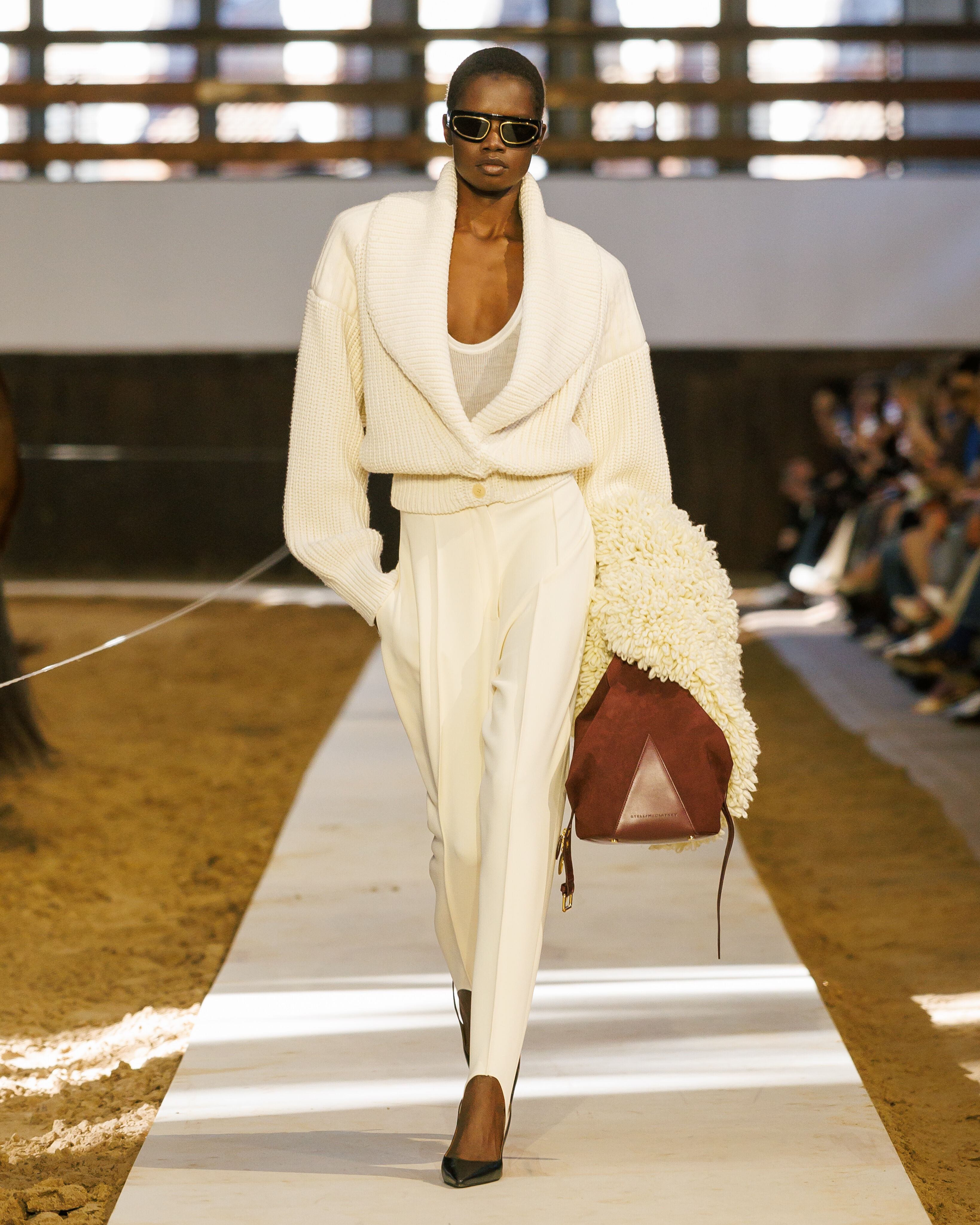 Winter 2026 collection look 9