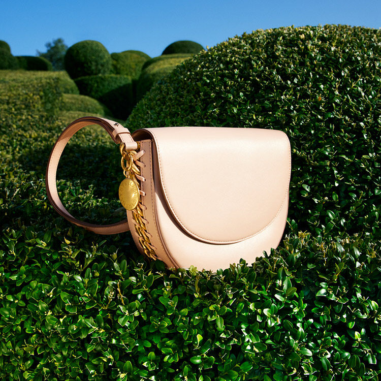 Our iconic Frayme bag