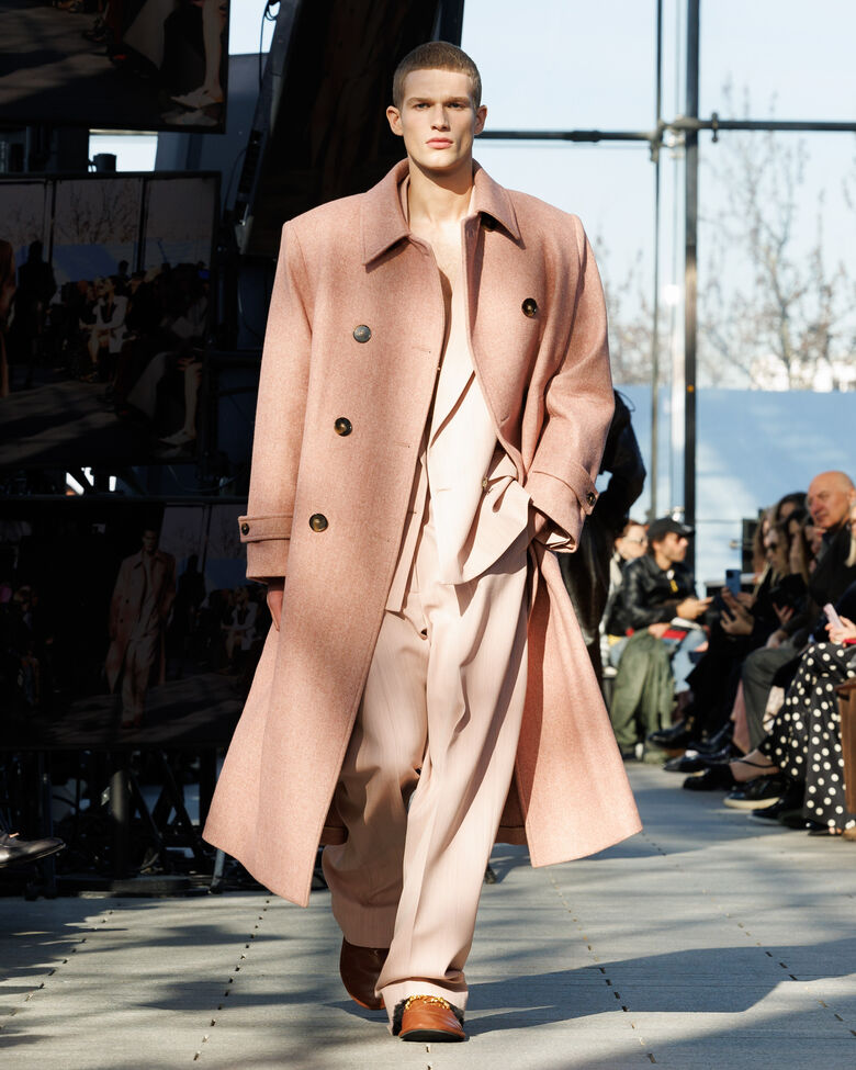 McCartney AW24 Runway IG HR look07