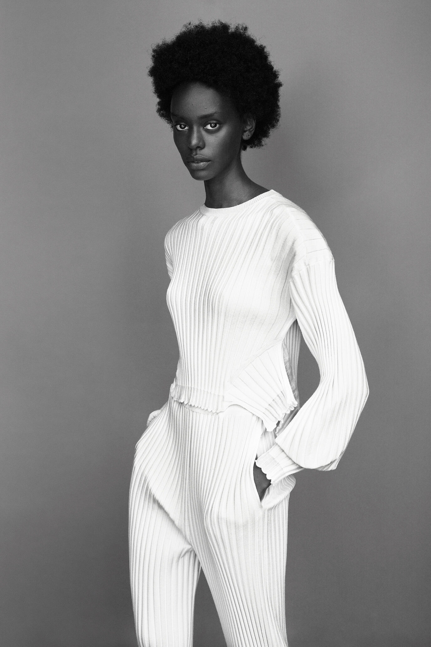 Stella mccartney deals a to z