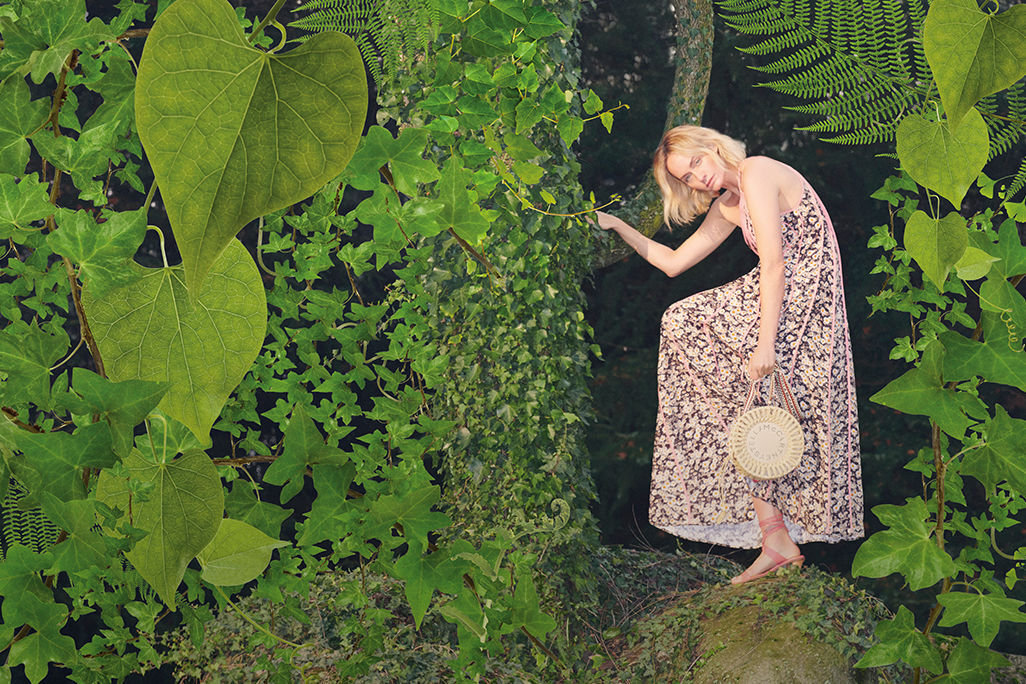 Celebrate the power of plants. The new Summer 2020 campaign is here. Stella McCartney IT