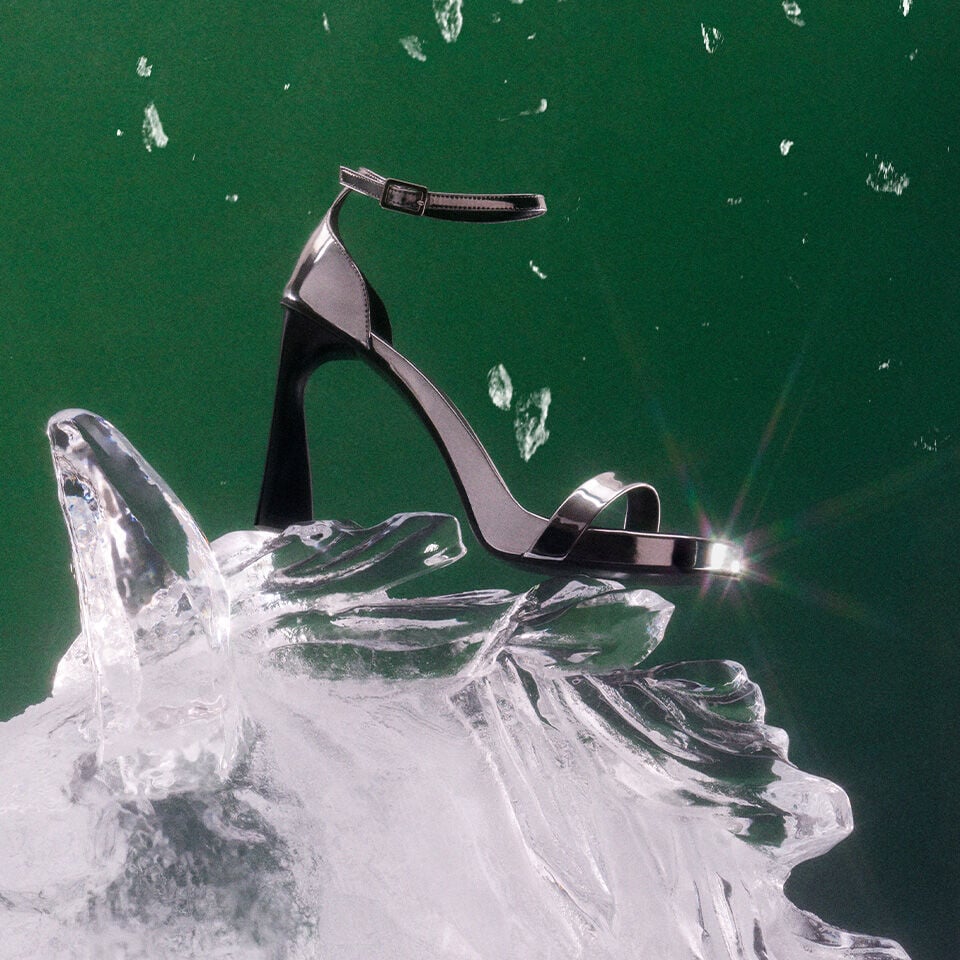 Stella mccartney cheap transparent pumps