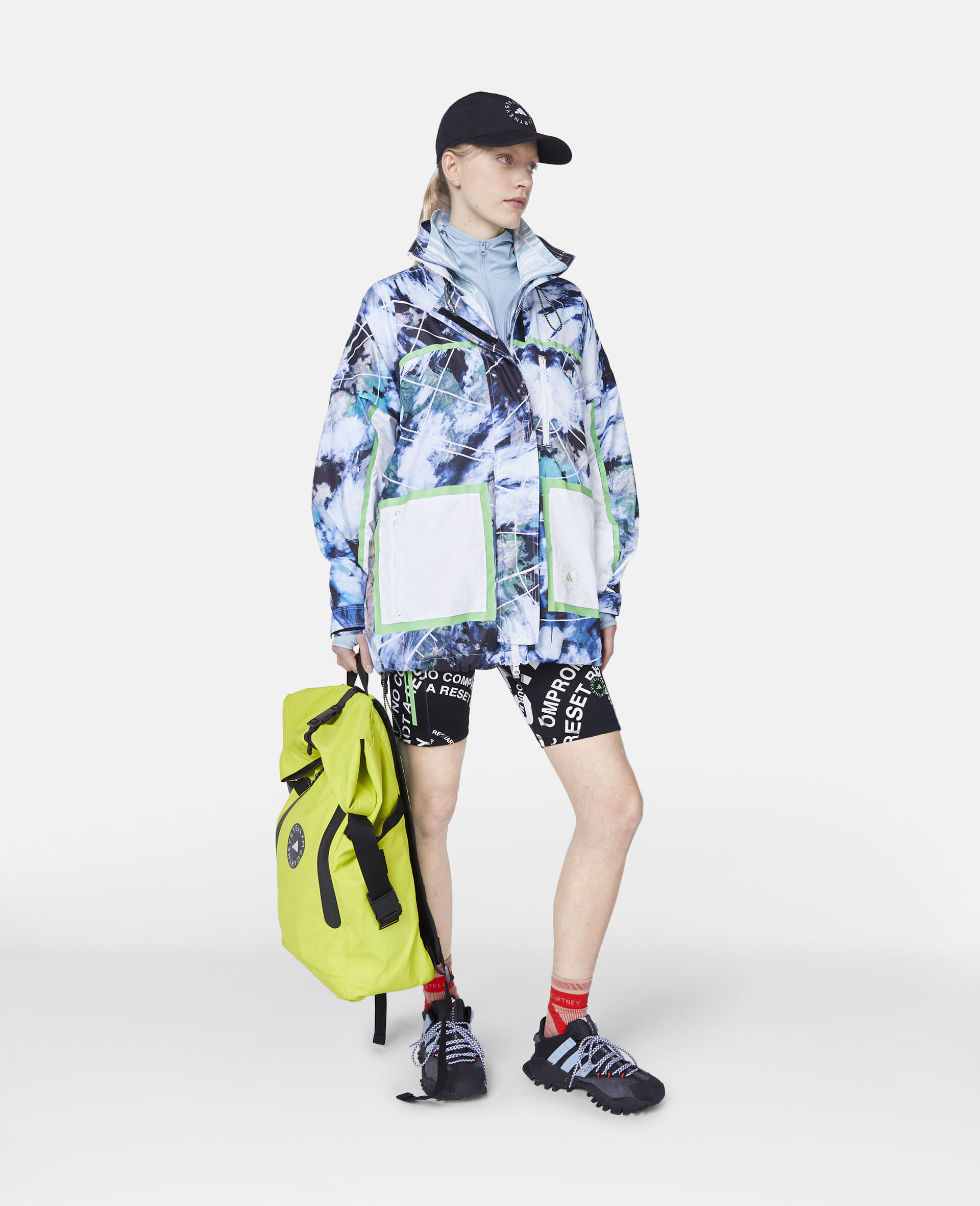 TrueNature Hover Float Print Packable Jacket-Multicolour-large image number 1