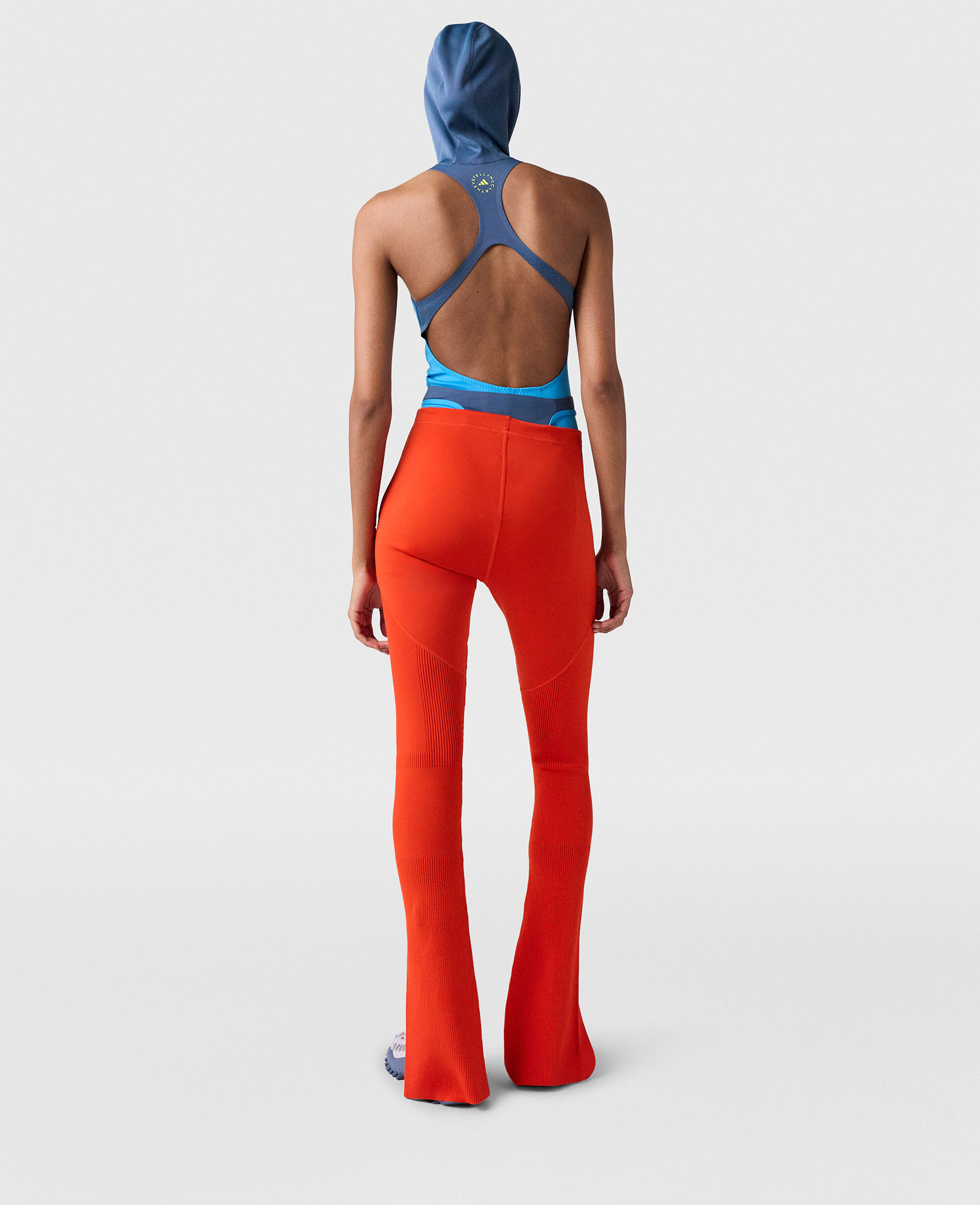 Women Active Red TrueStrength Split-Cuff Yoga Pants | Stella