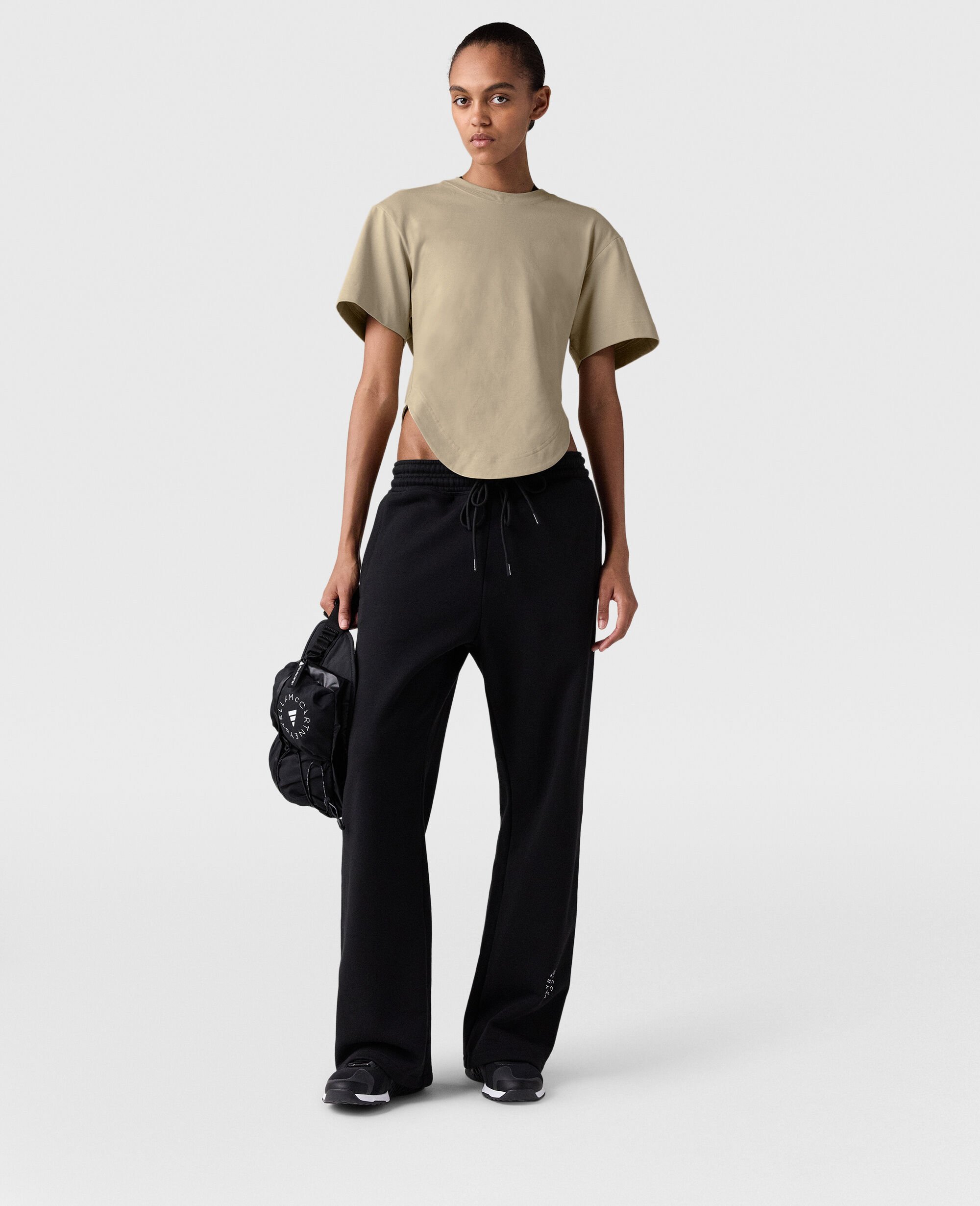 adidas by Stella McCartney アディダスバイステラ