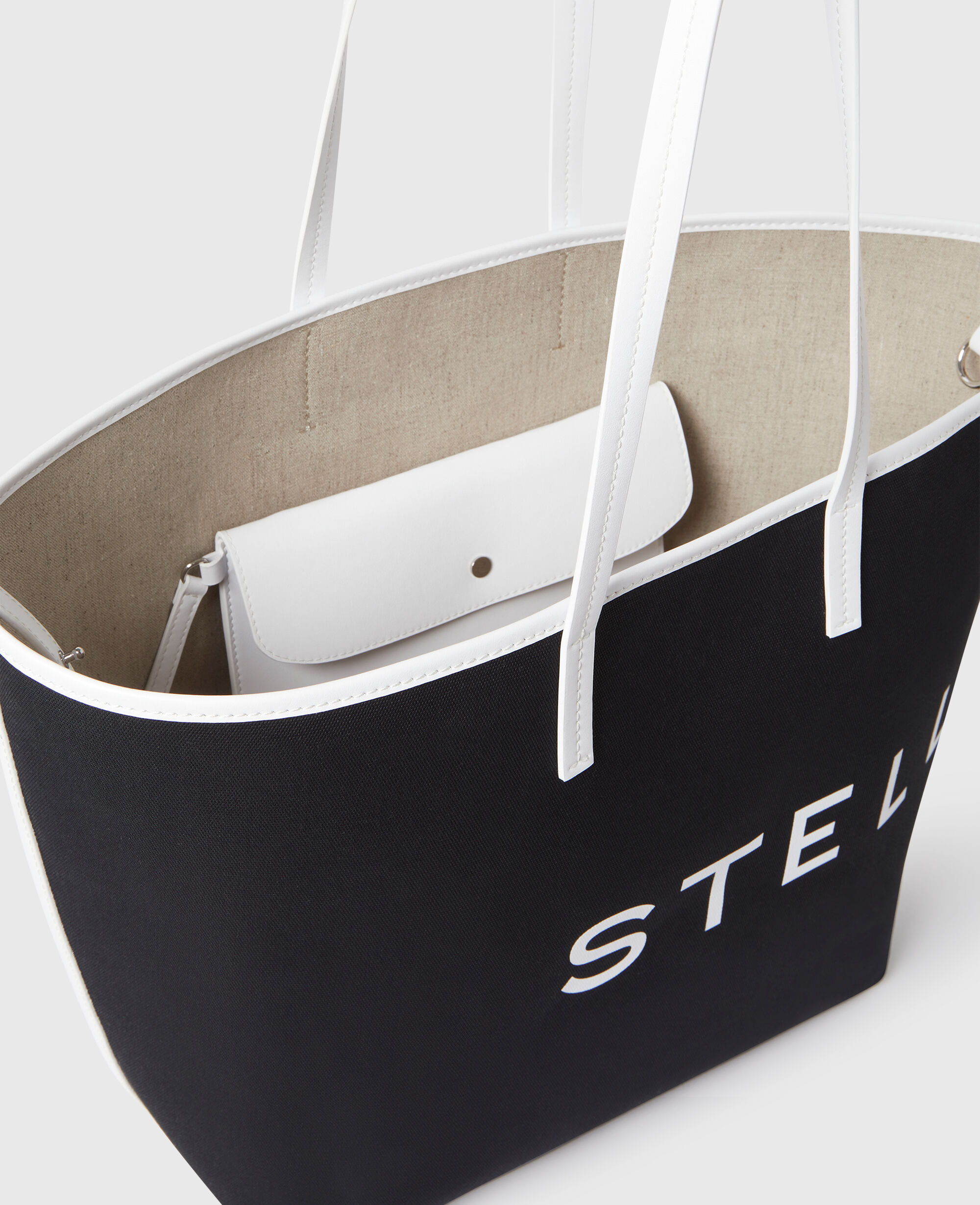 ◆SALE◆直営店◆【Stella McCartney】SMC Bananatex トート Women Black and white SMC Bananatex® Large Tote Bag | Stella