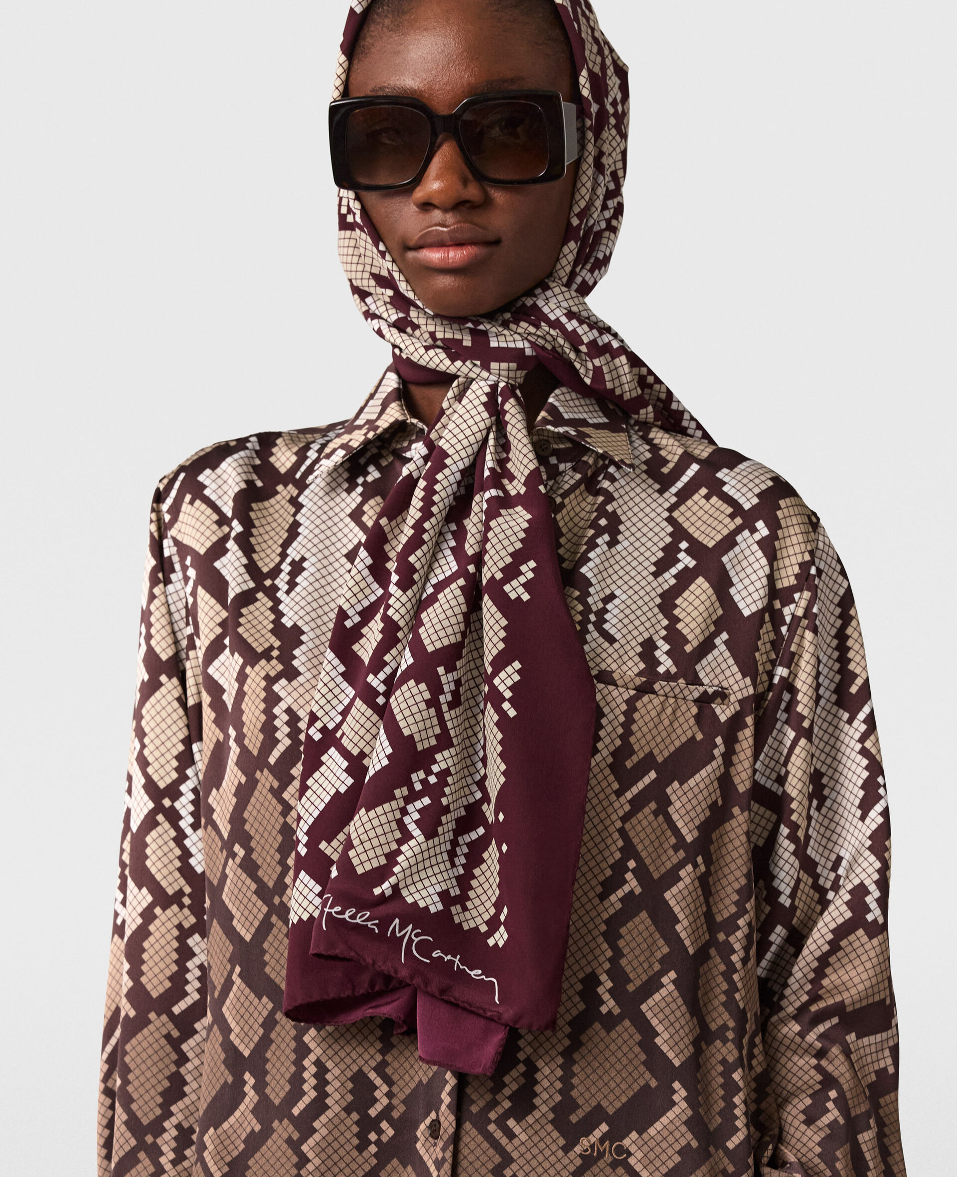 Foulard Quadrato con Stampa Serpente-Marrone-large image number 5