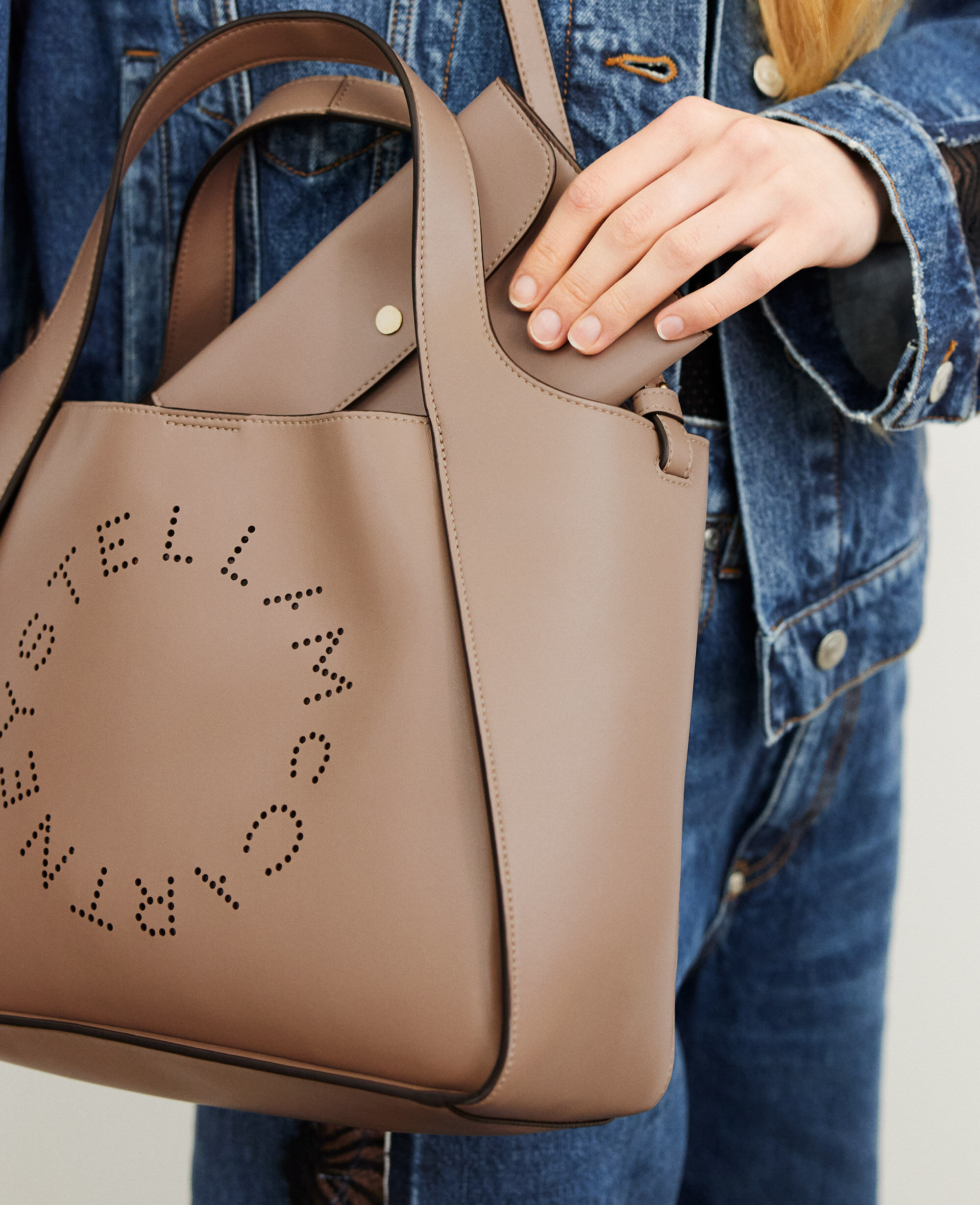 Stella McCartney ロゴクロスボディトートバックMOSS