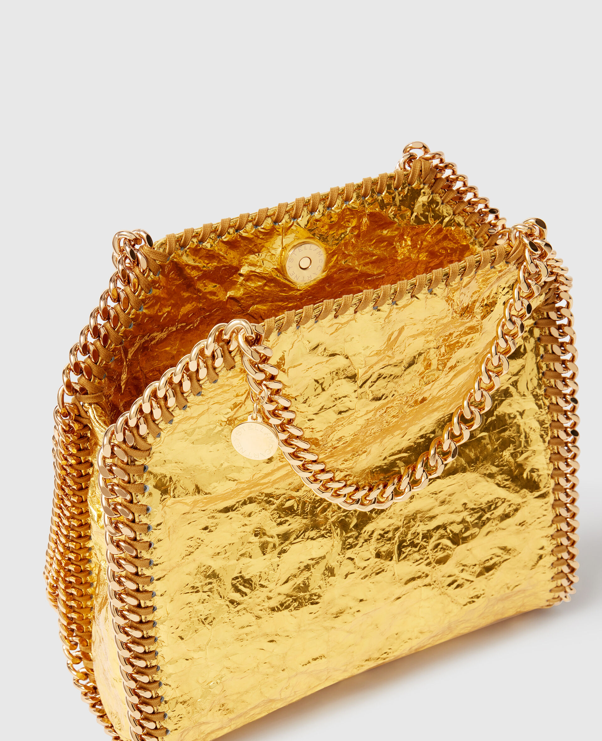 Mini Tote Bag Falabella mit Metallic-Effekt und Knitter-Finish-Gold-large image number 4