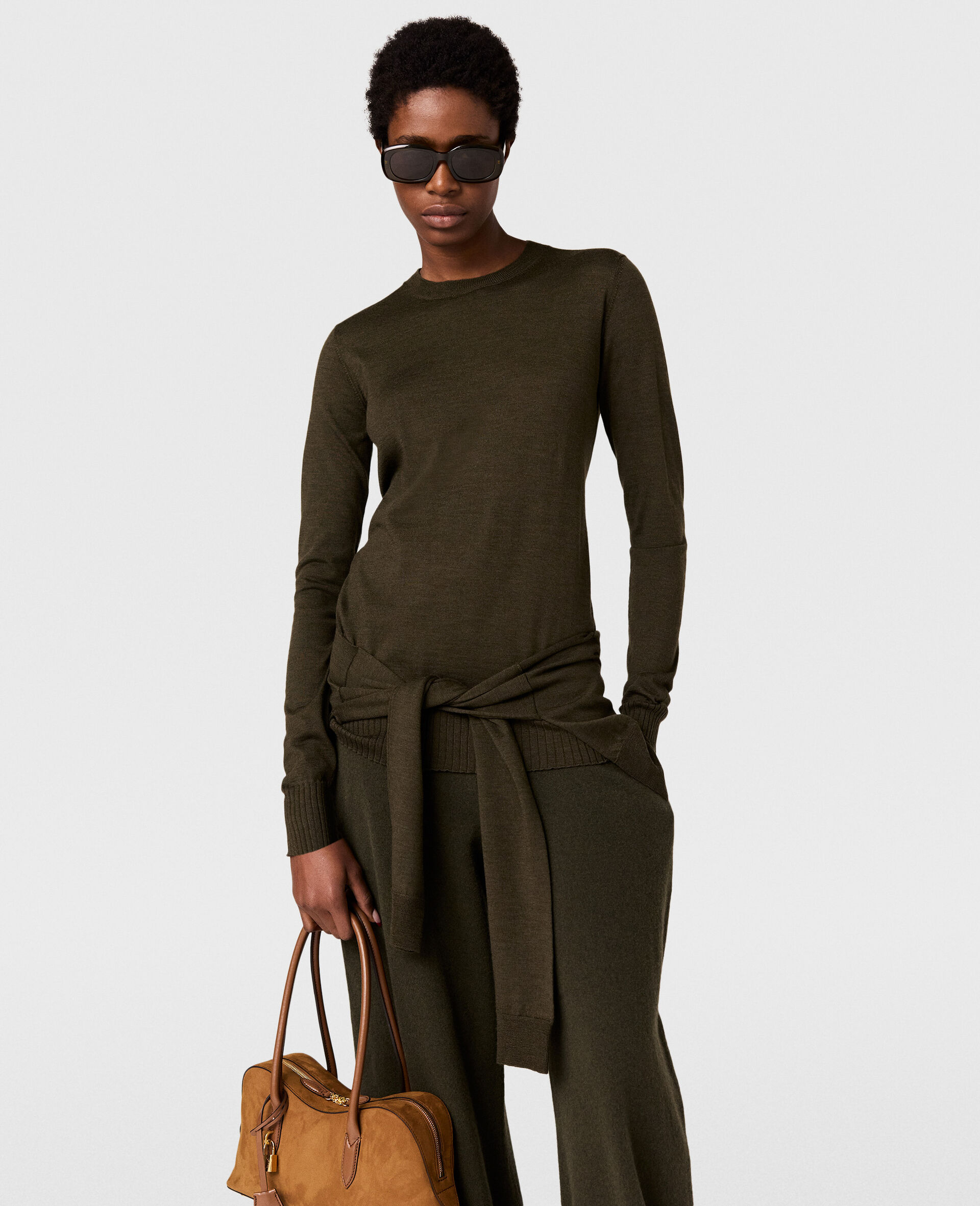 Tie-Front Crewneck Jumper-Green-model