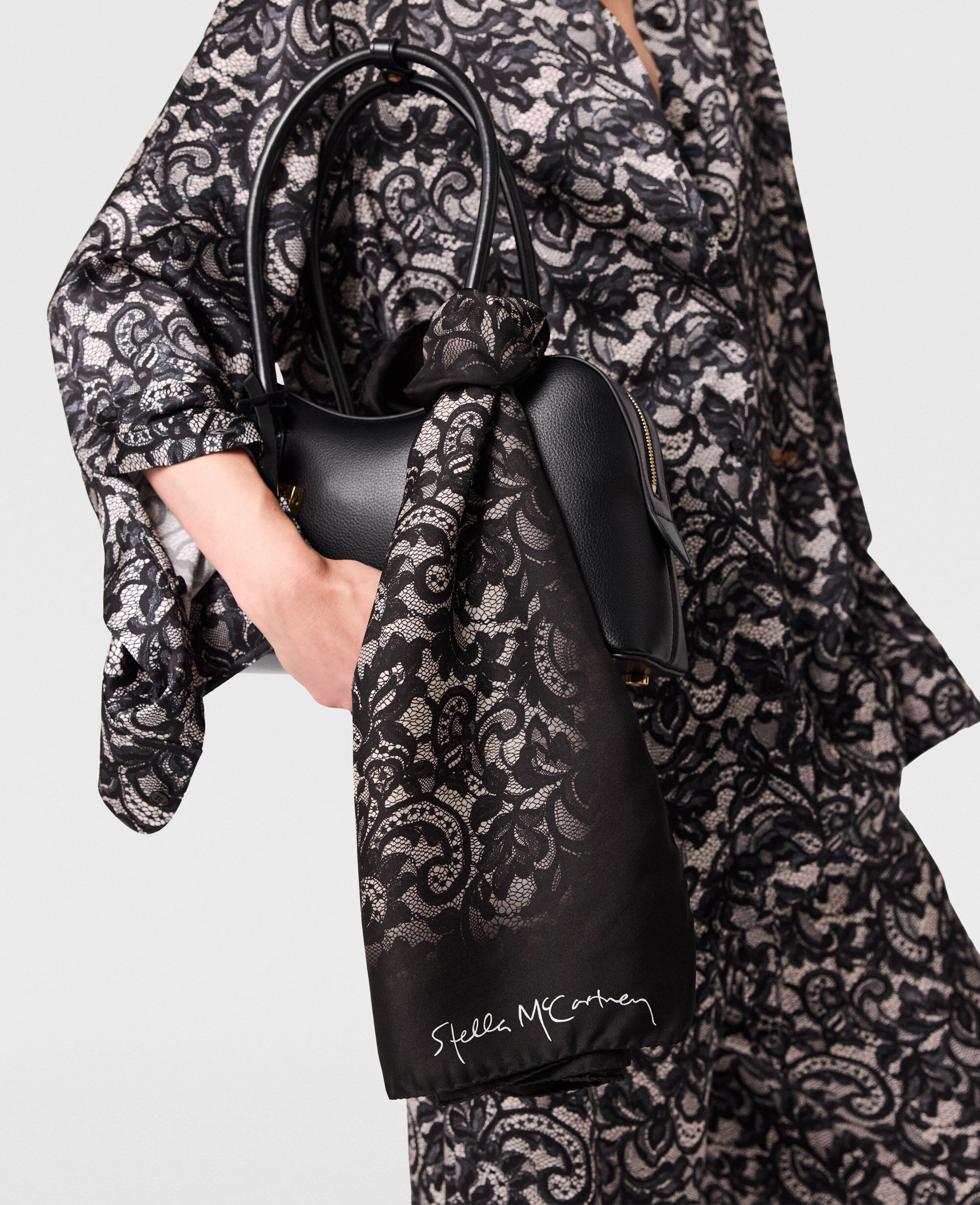 STELLA MCCARTNEY カラフロックかき針帽子 7V0043WP0164 5702 STELLA MCCARTNEY カラフロックかき針帽子 7V0043WP0164 3000