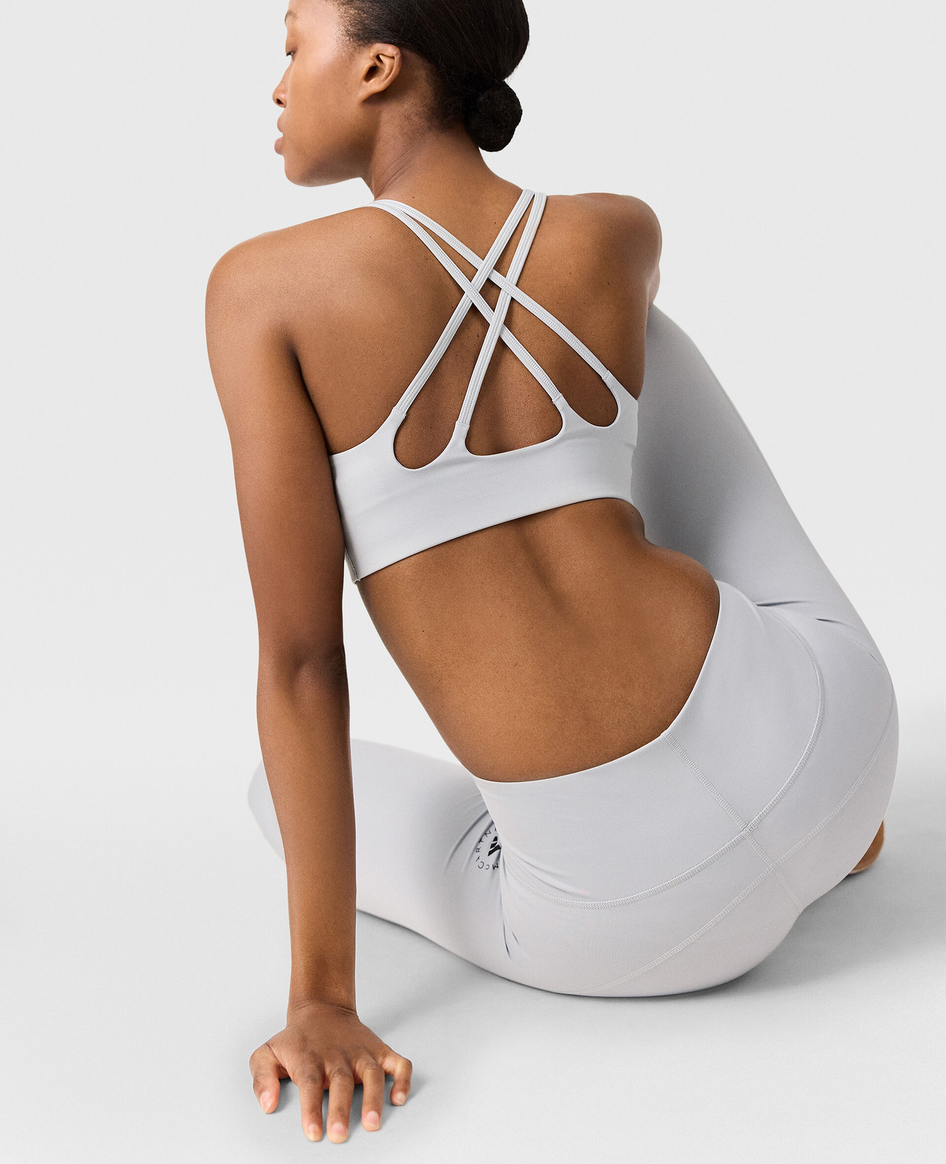 TrueStrength Yoga Bra-Grey-large image number 3