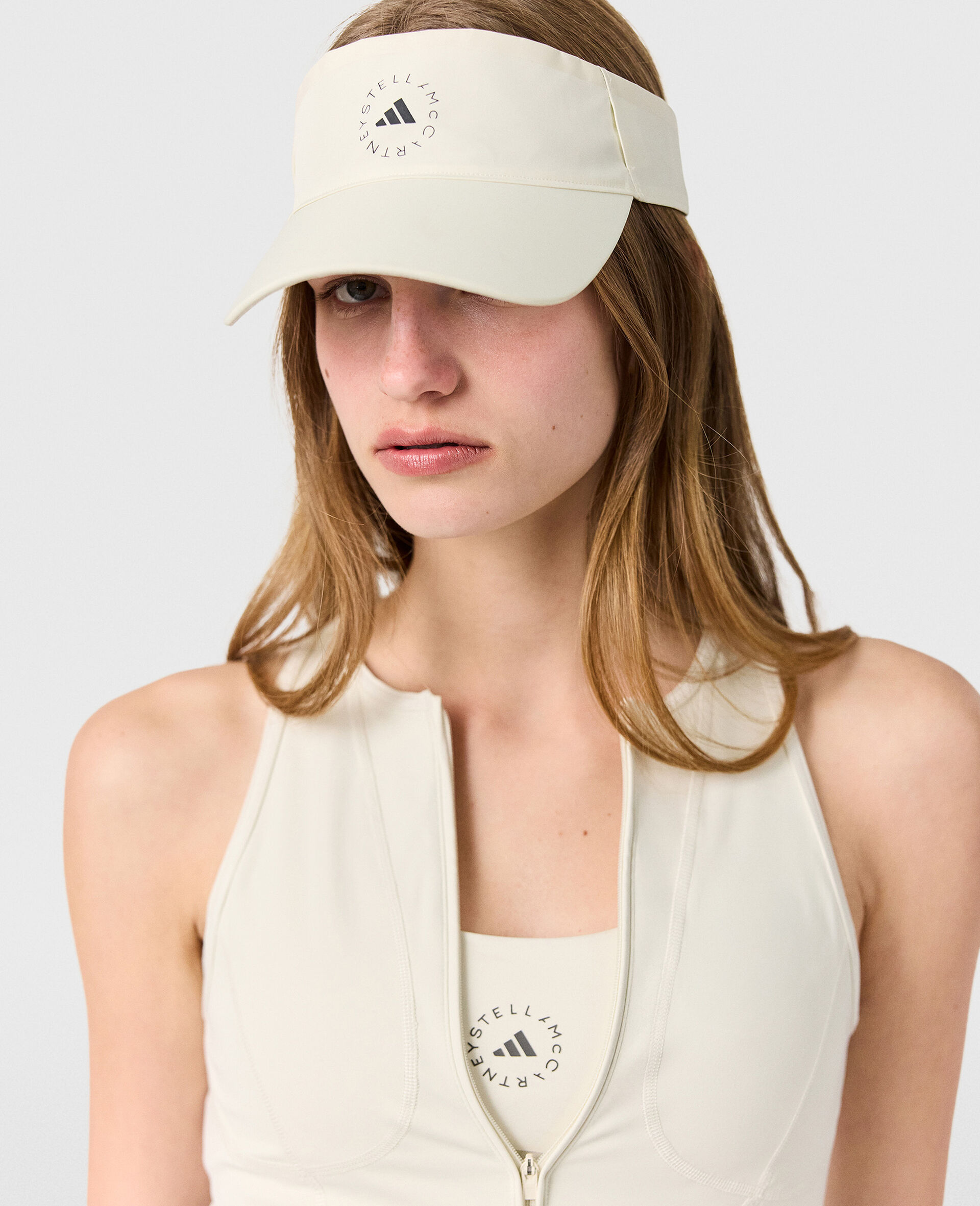 Logo Visor Cap-Beige-model