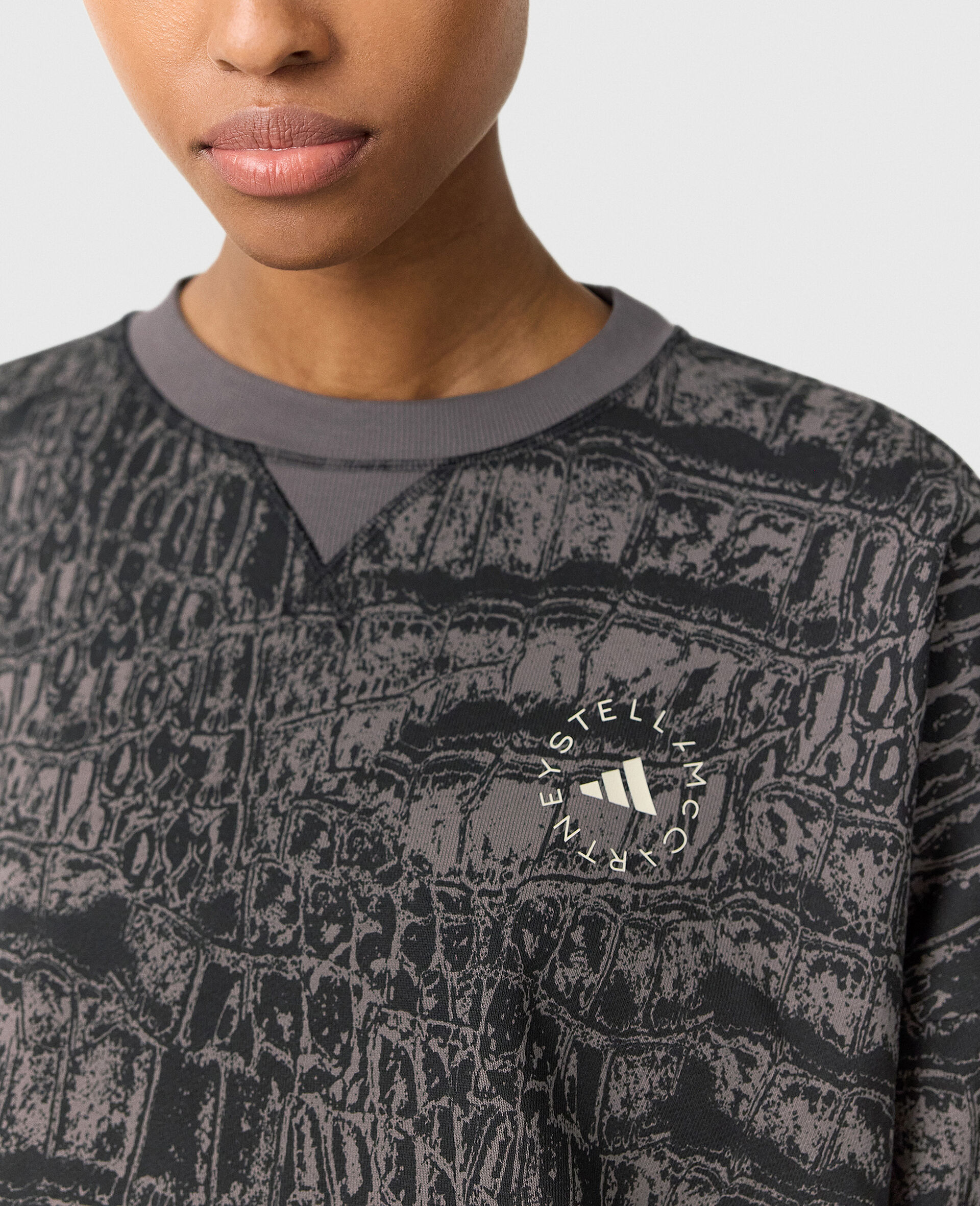 Sweat shirt a col ras du cou avec logo imprime-Noir-large image number 2