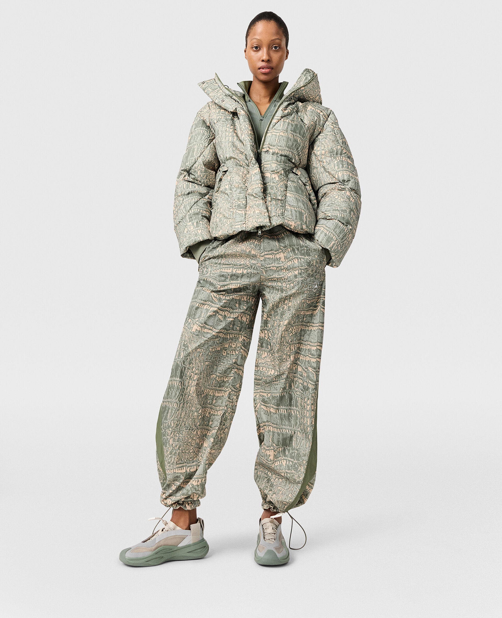 Logo Woven Graphic Print Trackpants-Beige-large image number 6