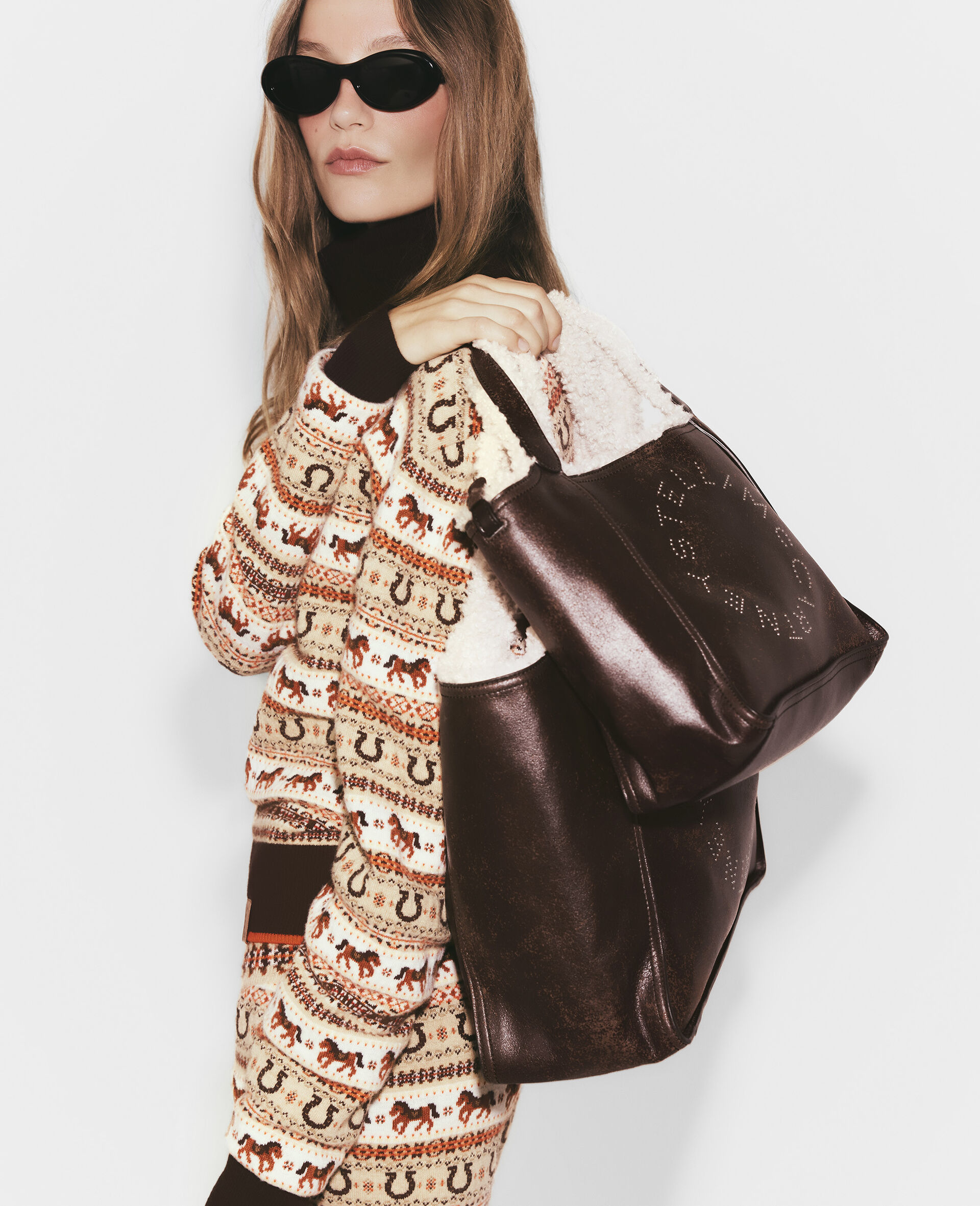 Logo Plush-Lined Crossbody Tote Bag-Brown-model