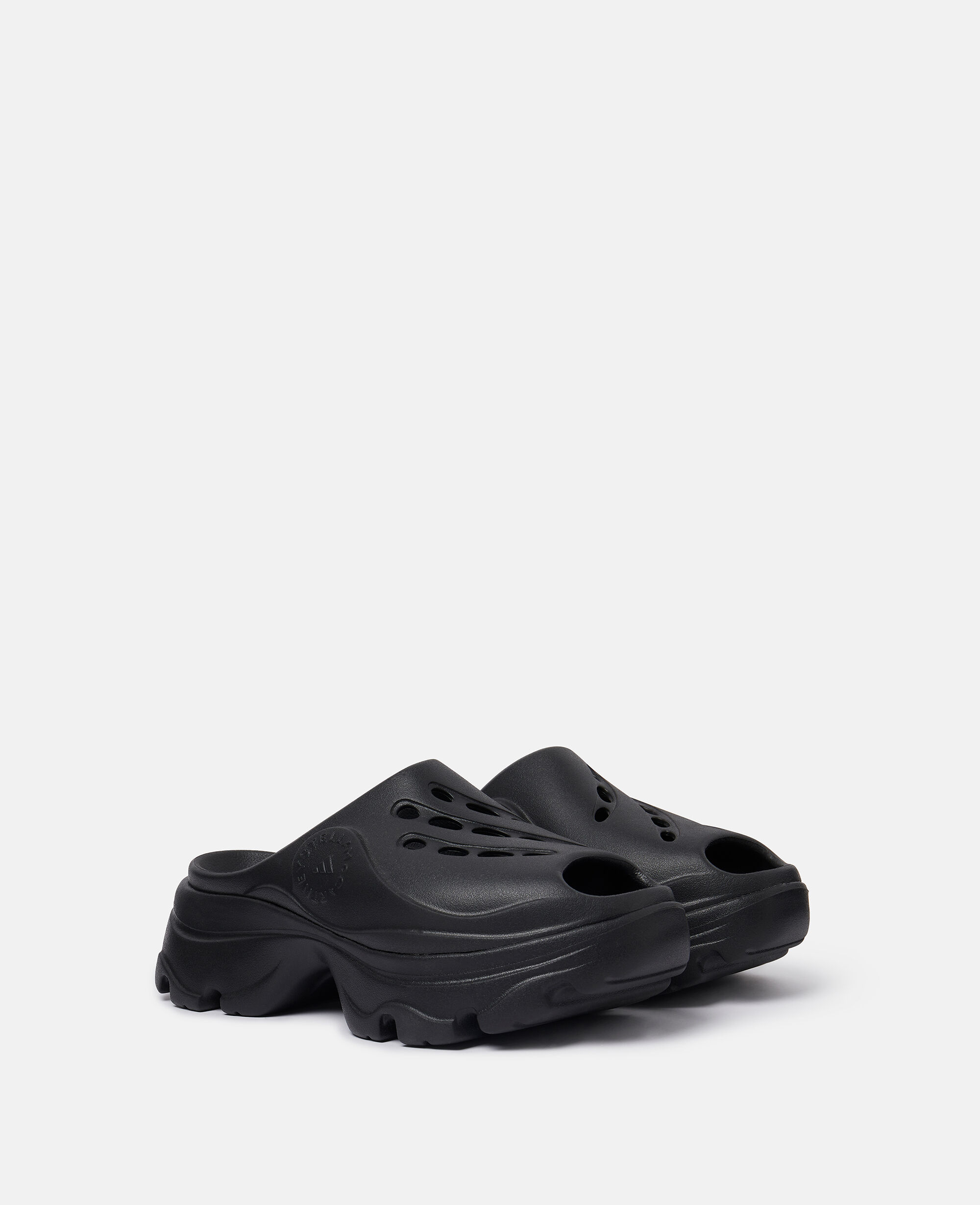 New + More of your Fav Stella McCartney 🖤 The Stella
