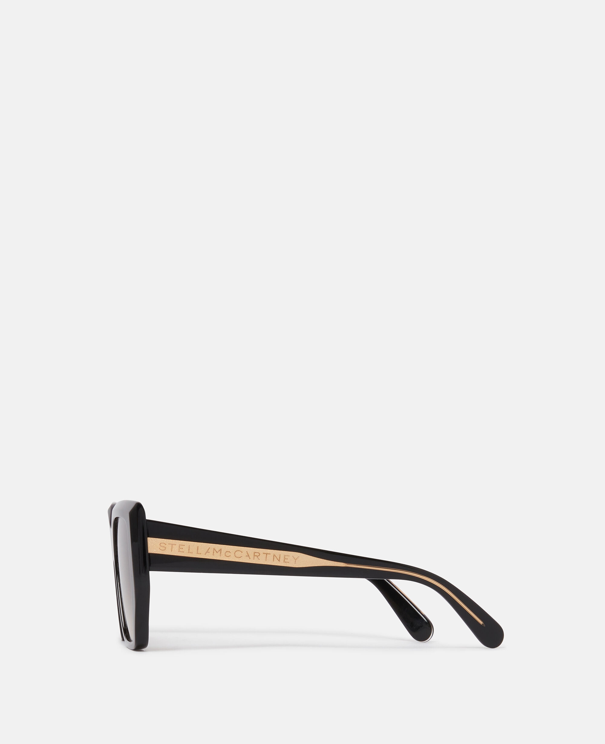 今話題のアイテムを Chunky Square Sunglasses Cat-Eye 小物