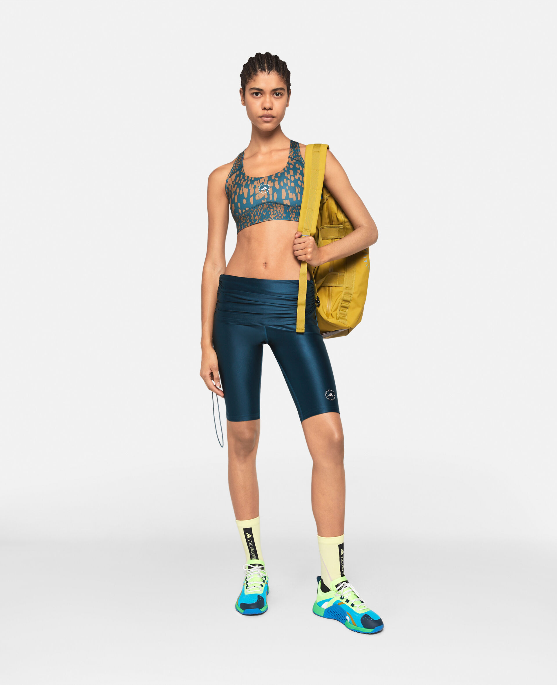 TruePurpose Power Impact Medium Support Sports Bra-Multicolour-model