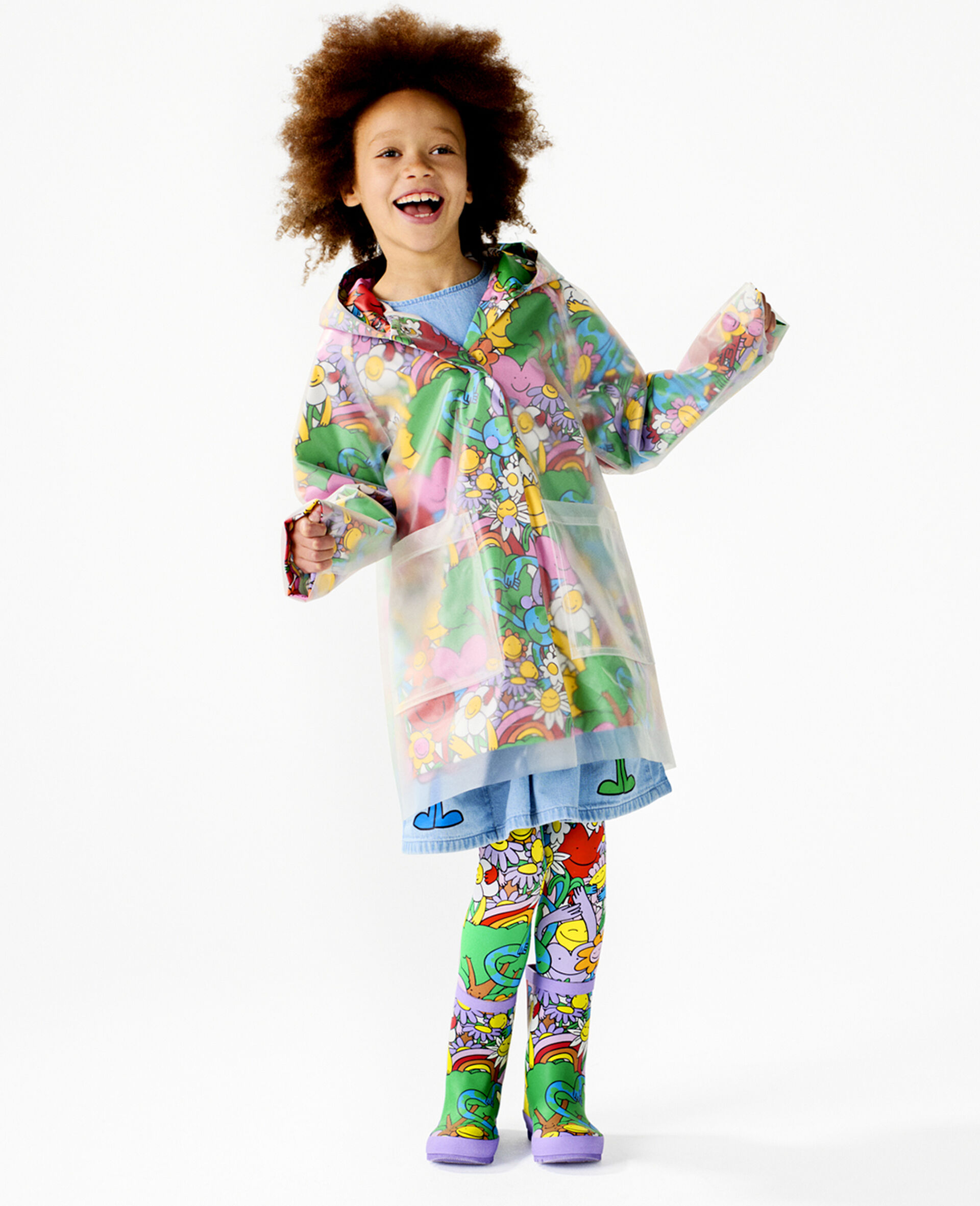 Earth Friends Print Raincoat-Multicolour-model