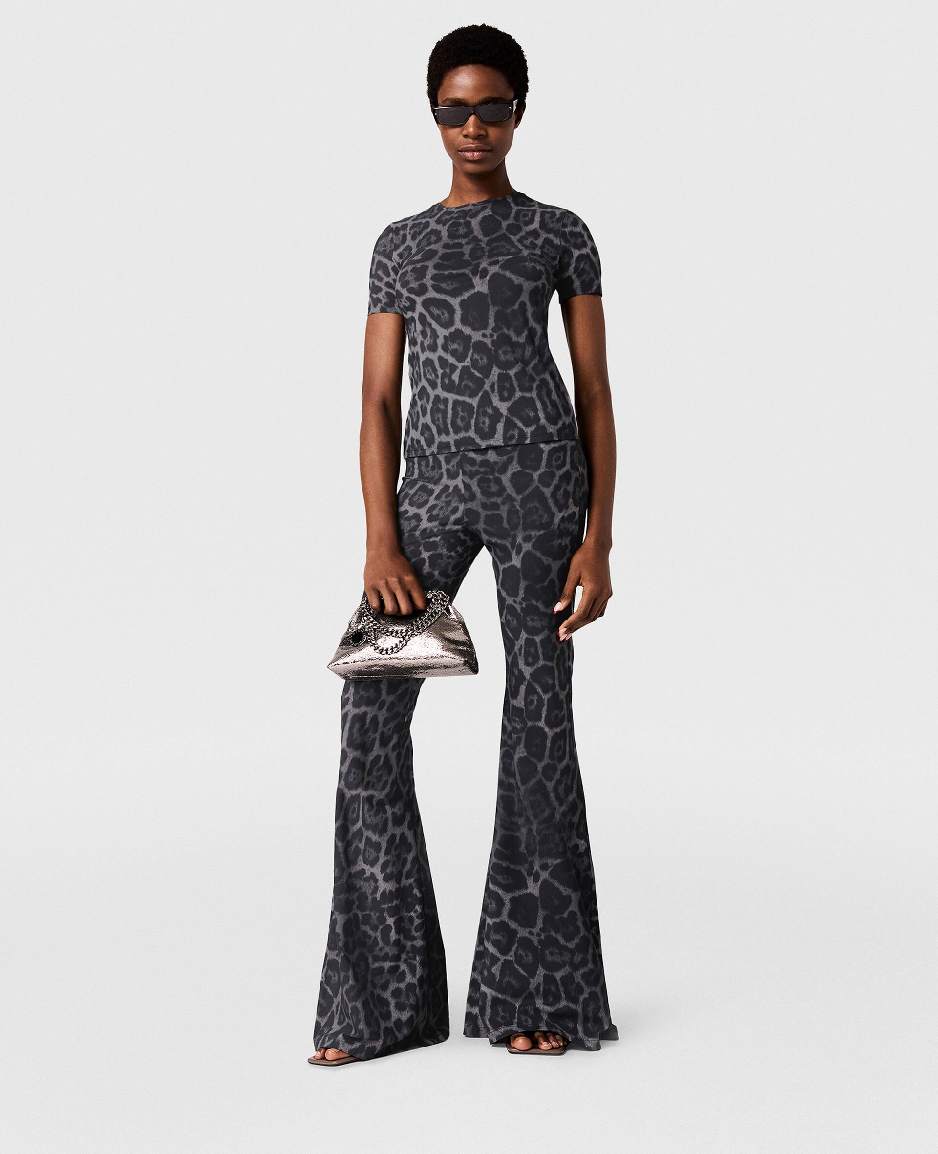 Leopard-Print Mid-Rise Flared Pants-Grey-model