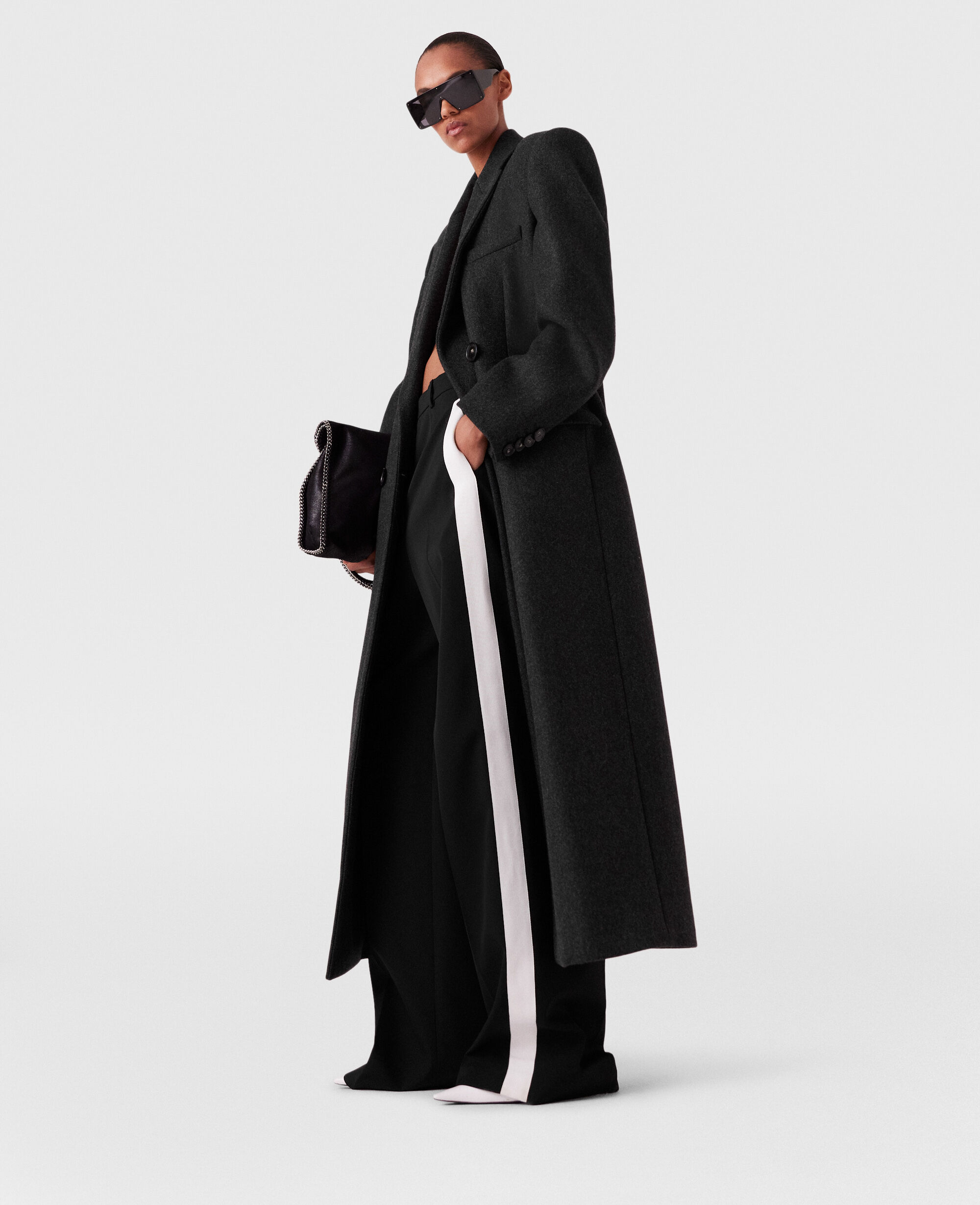 Medium length black coat discount