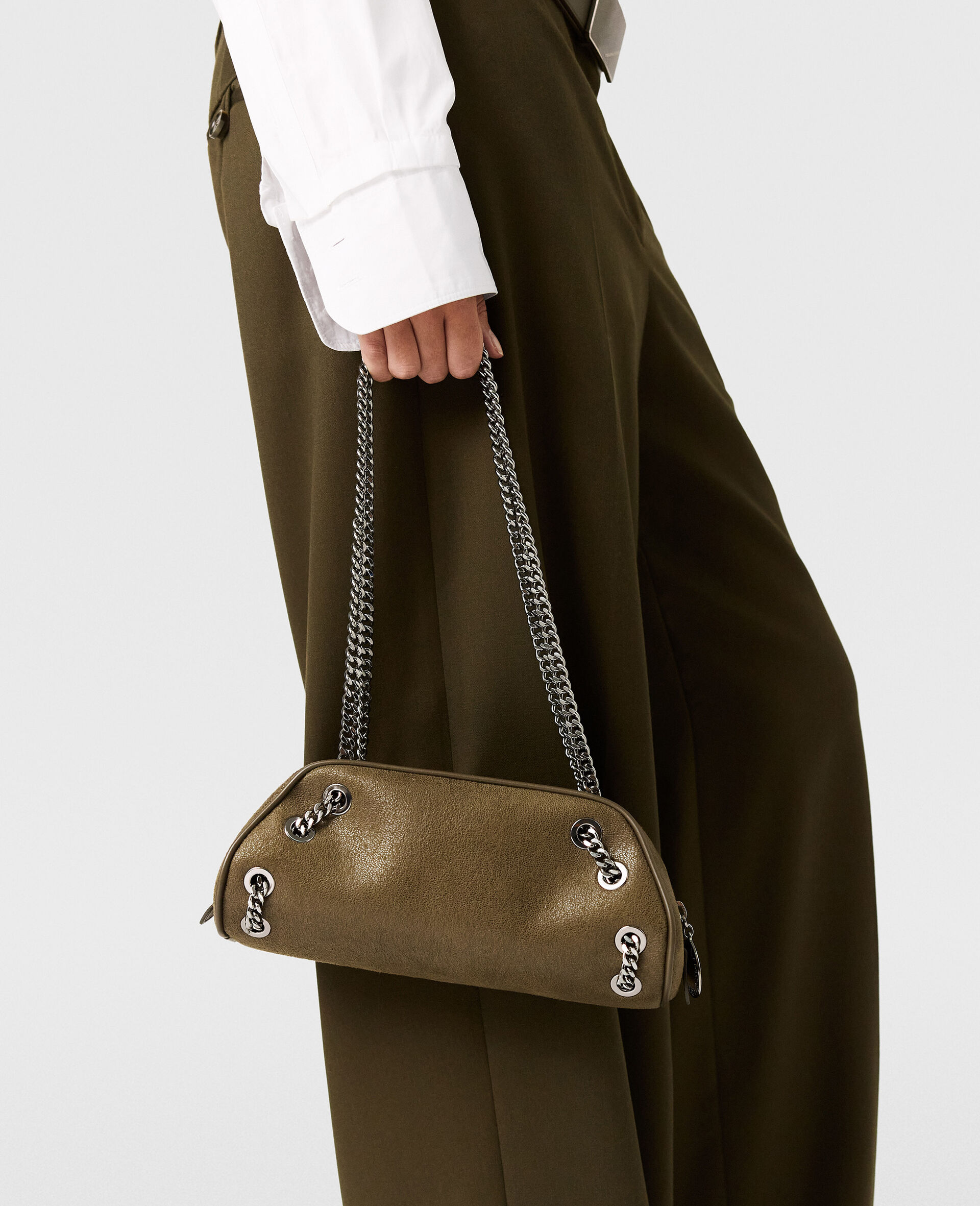 Sac bowling porte epaule Falabella-Vert-model
