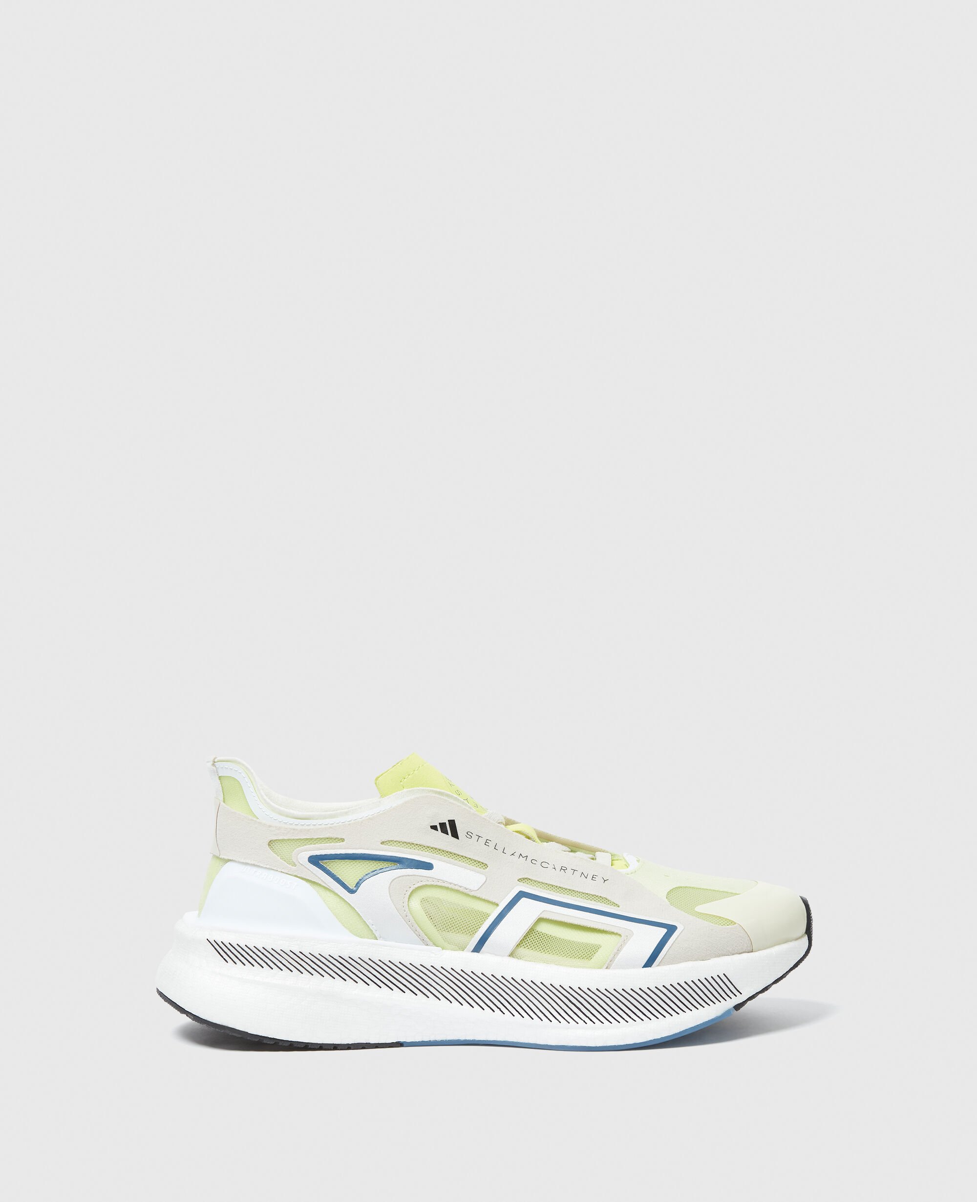 Stella mccartney ultra boost green 2025
