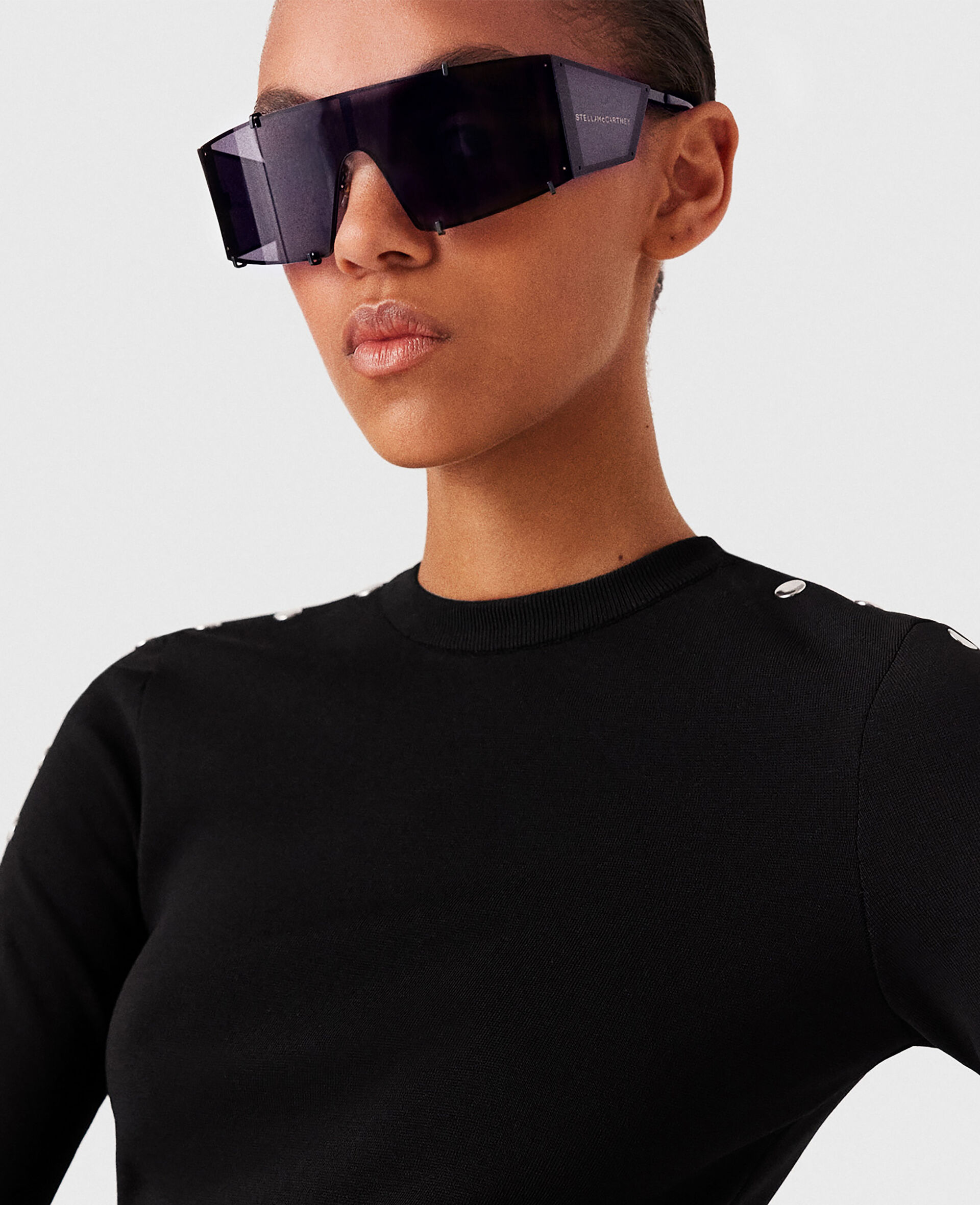 Translucent Rectangle Sunglasses-Grey-model