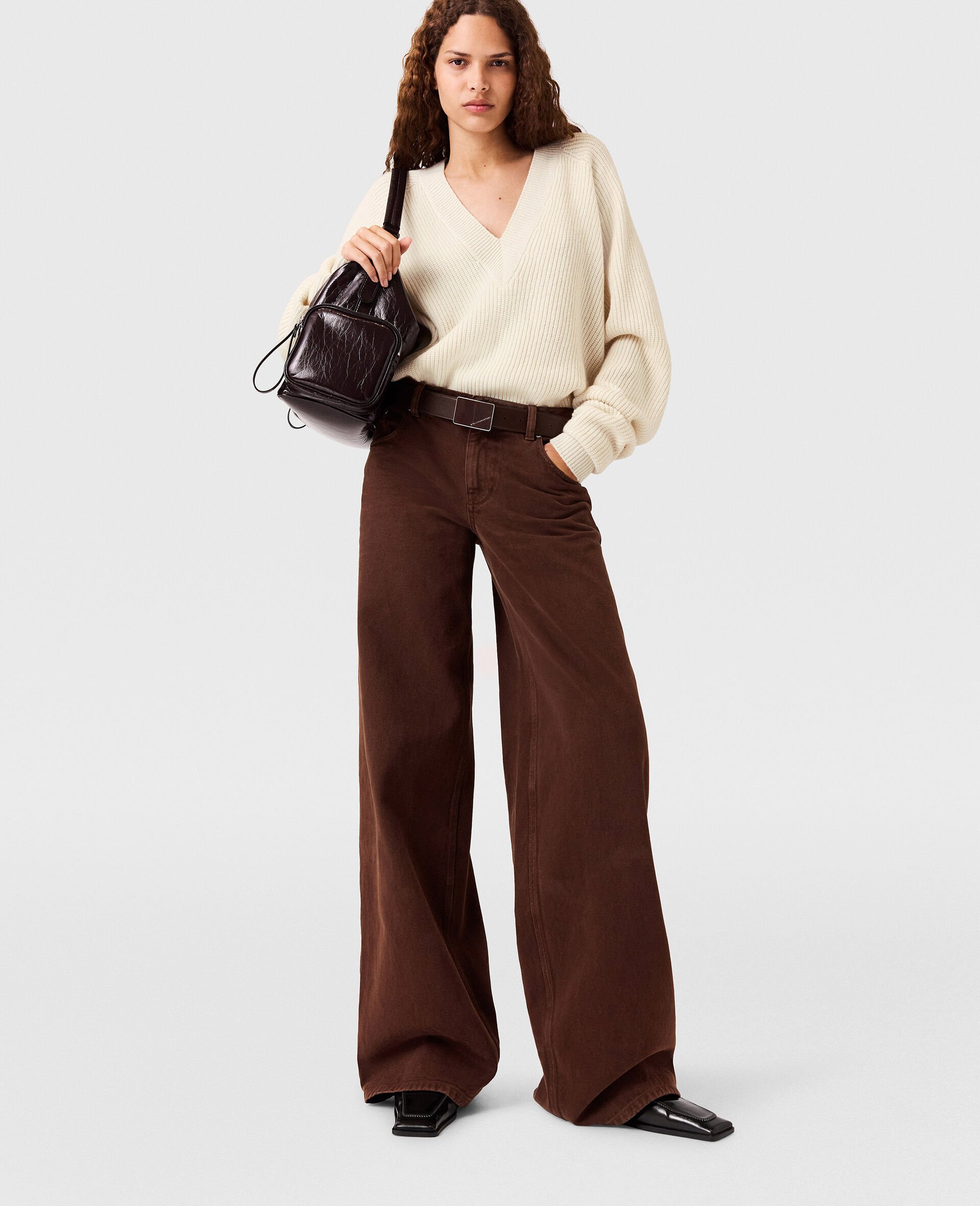 Mid-Rise Wide-Leg Denim Jeans-Brown-model