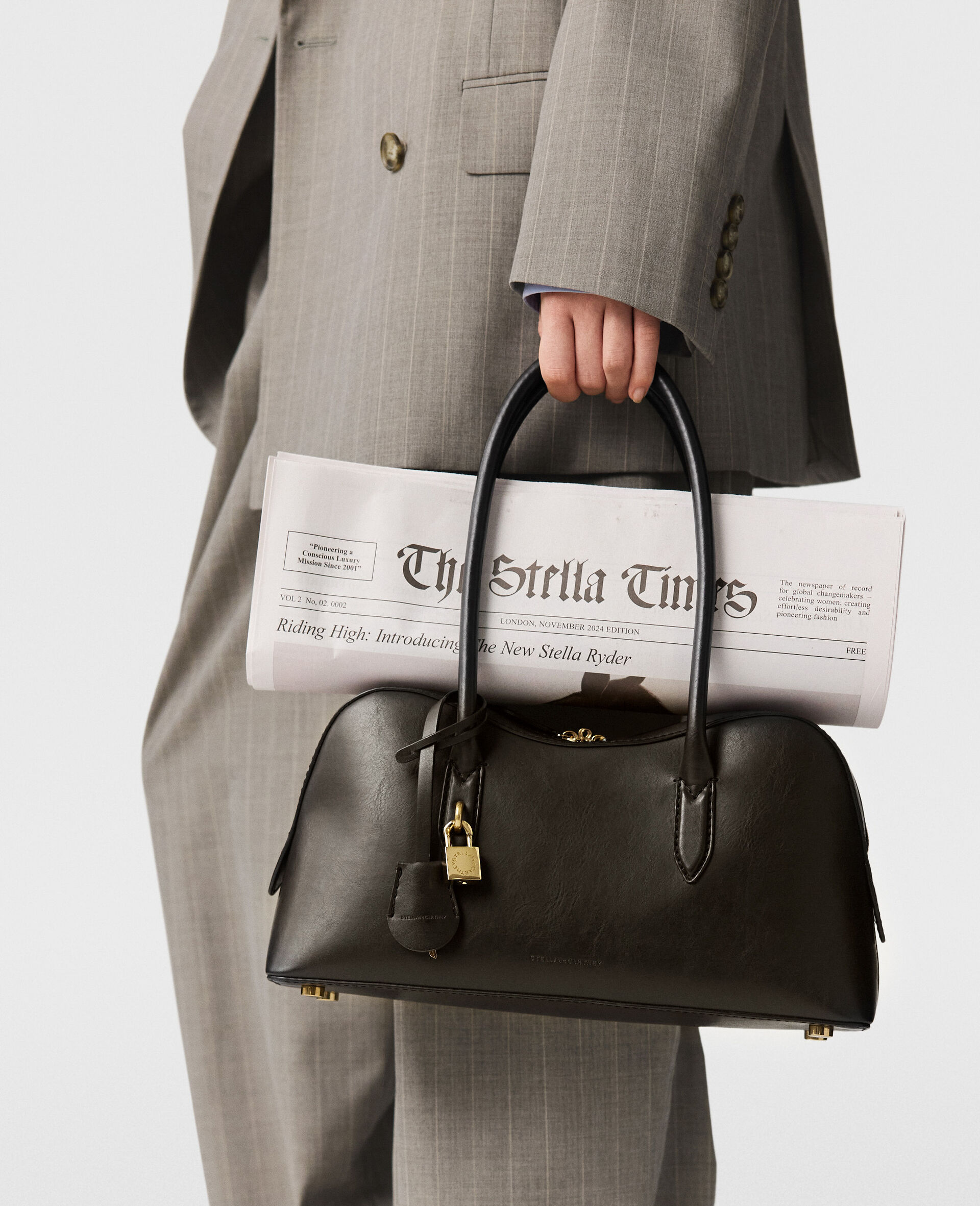 Ryder Shoulder Bag-Brown-model