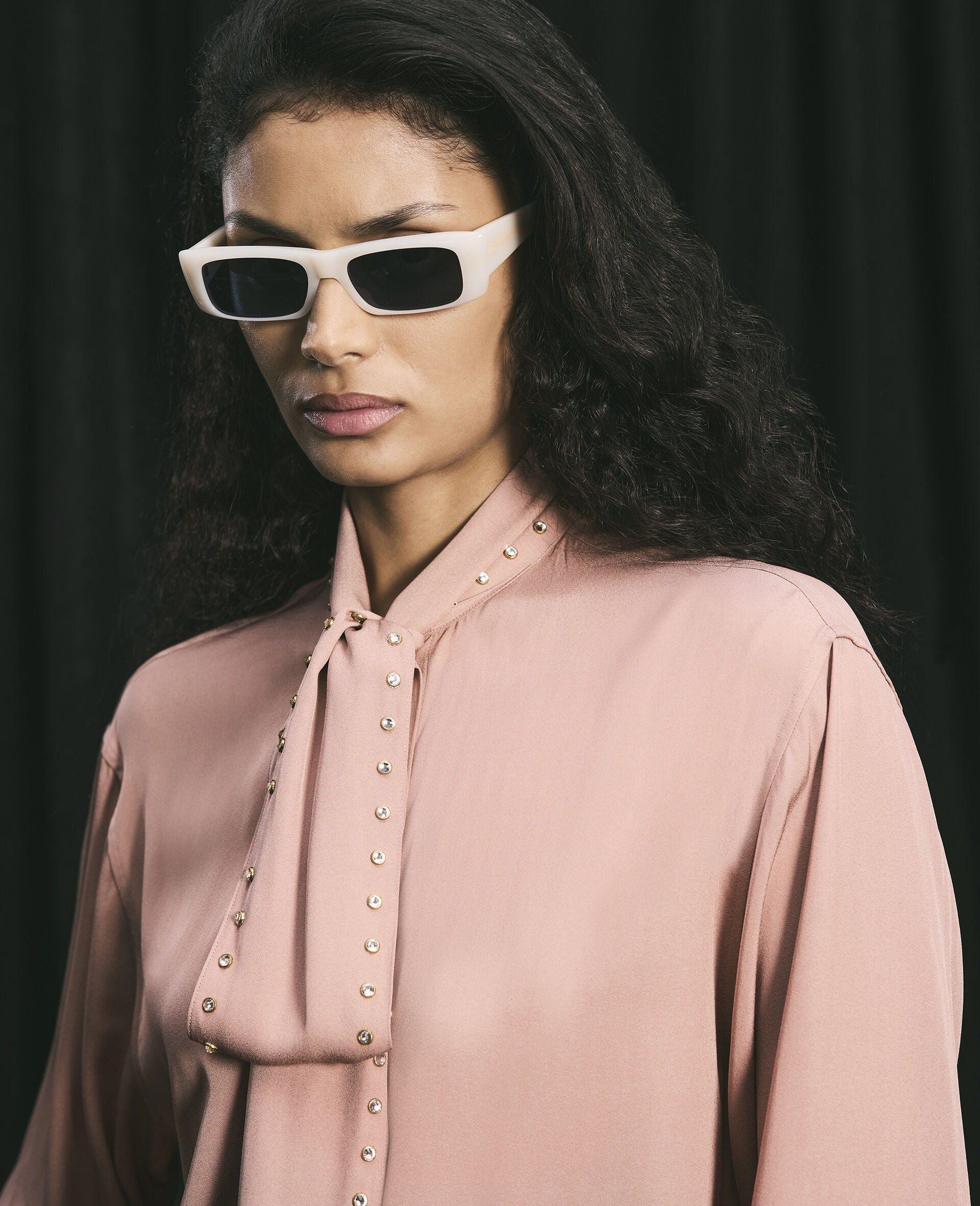 Chemise a noeud papillon avec cristaux sans plomb-Rose-medium Chemise a noeud papillon avec cristaux sans plomb-Rose-medium