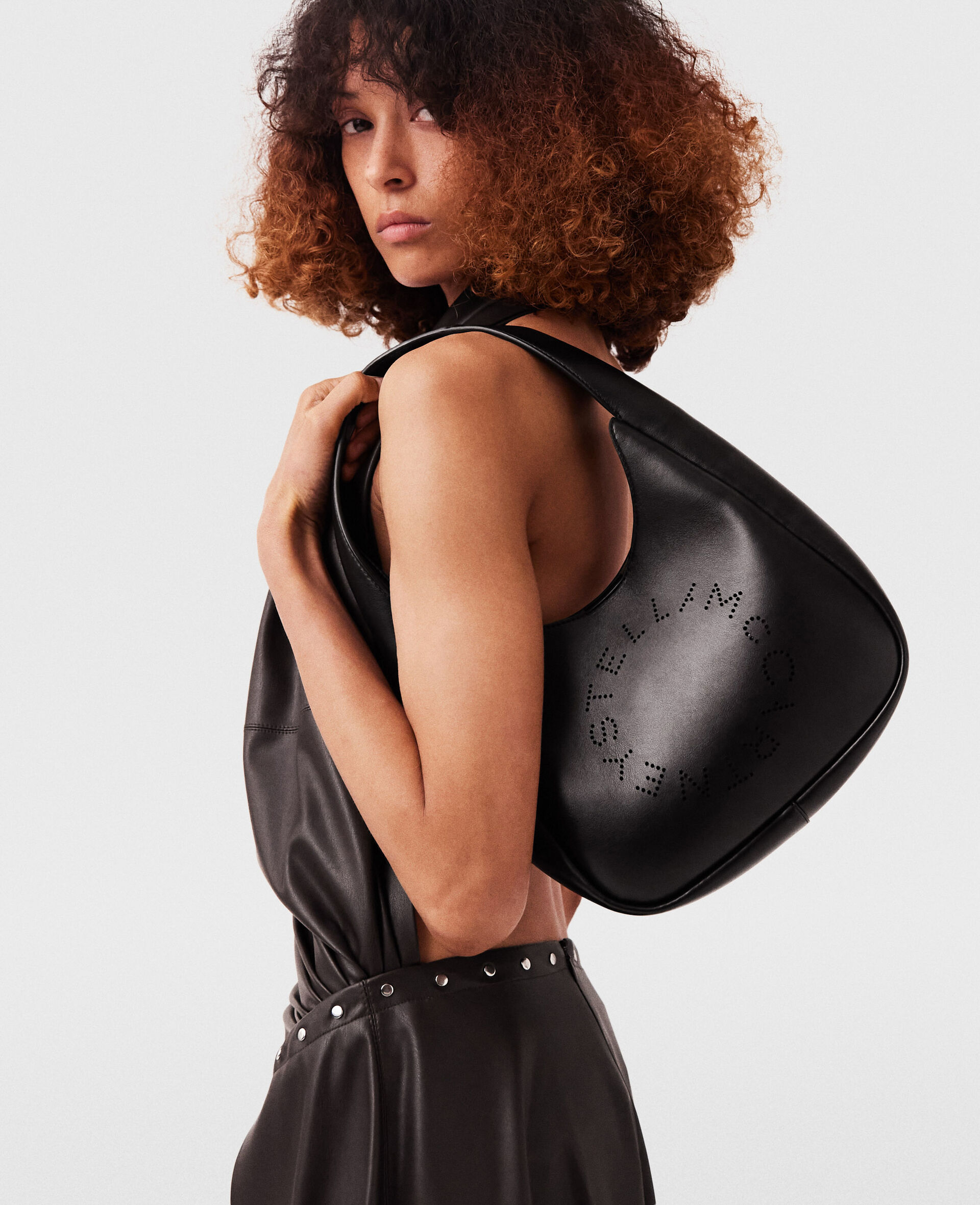 Logo Slouchy Hobo Tote Bag-Black-model