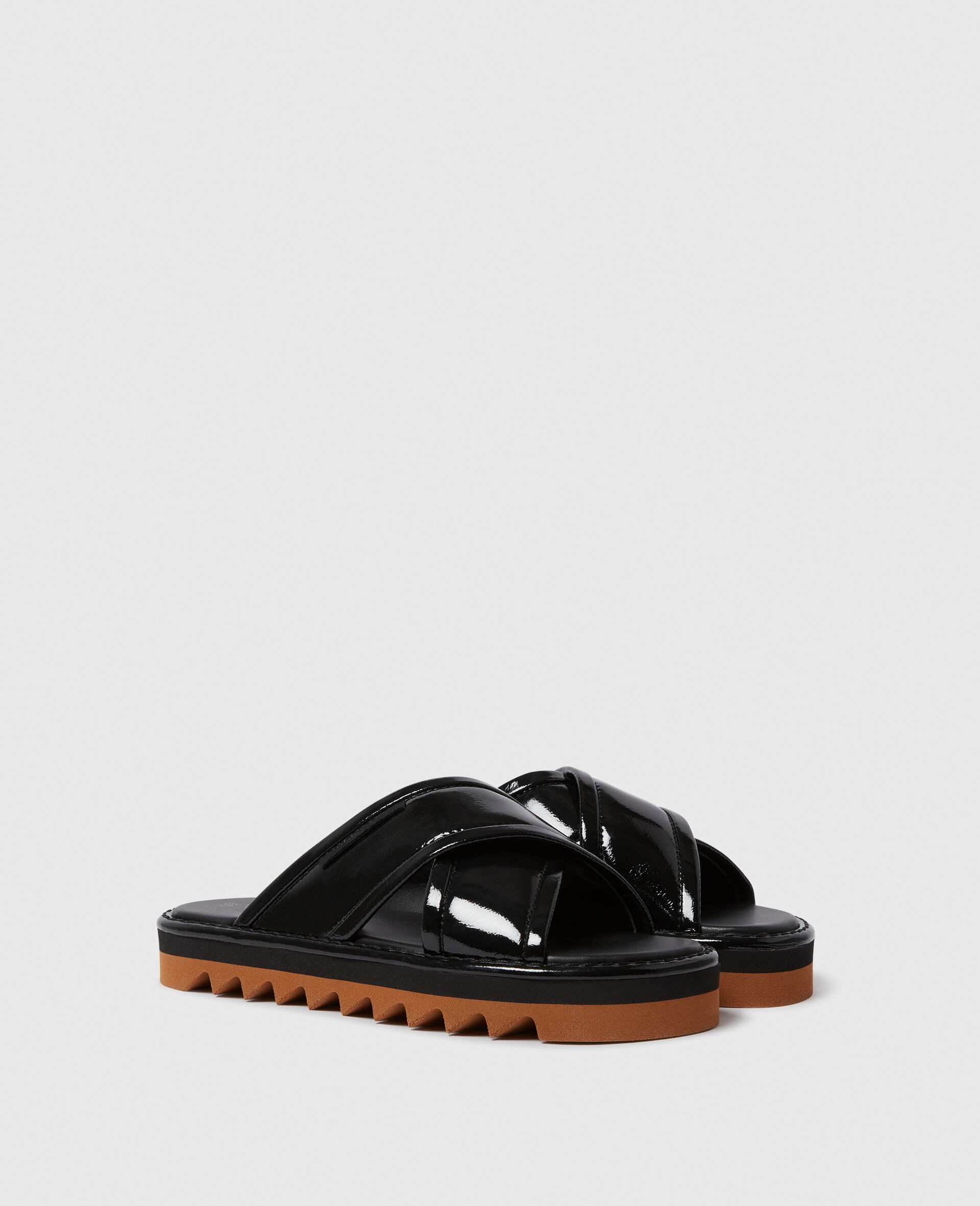 Sneak-Elyse Twisted Sandals-Black-large image number 1