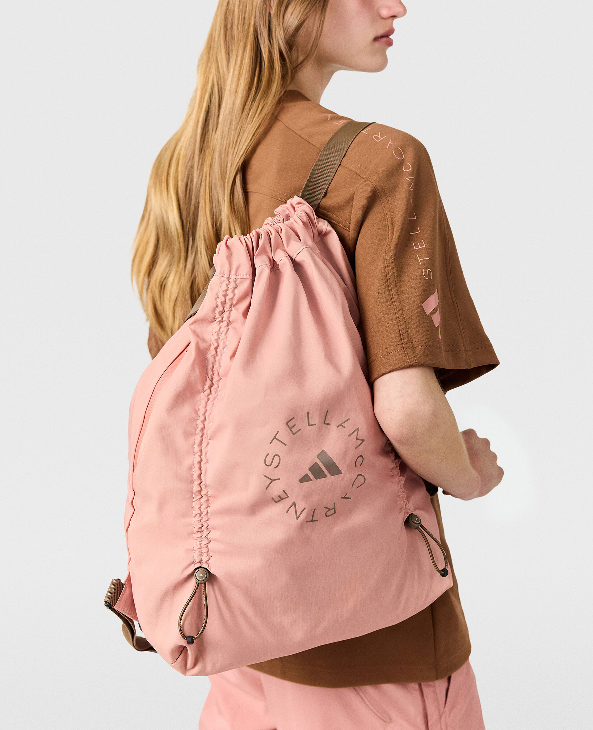 Logo Gym Sack-Pink-model