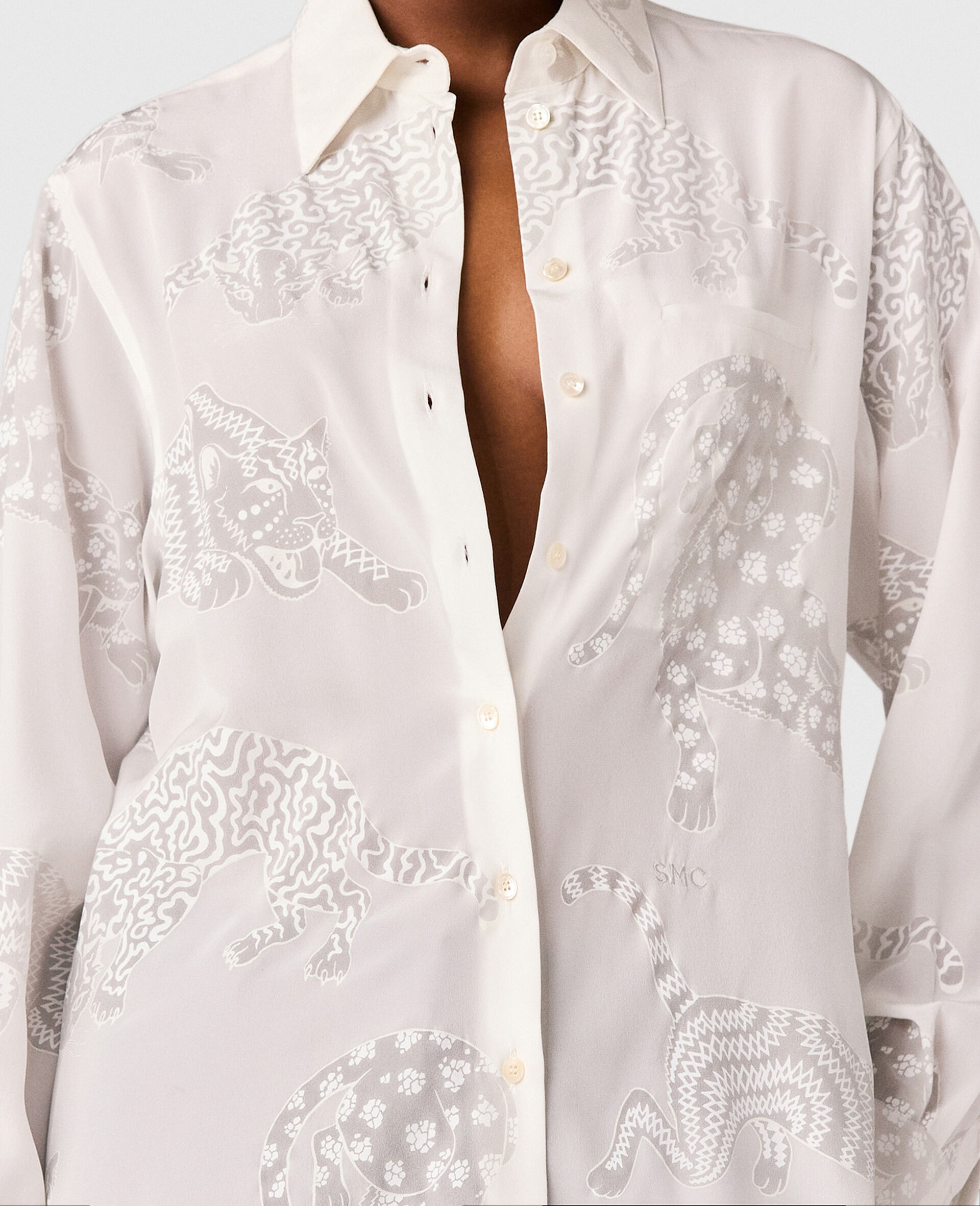 Leopard Pattern Oversized Shirt-Beige-large image number 5