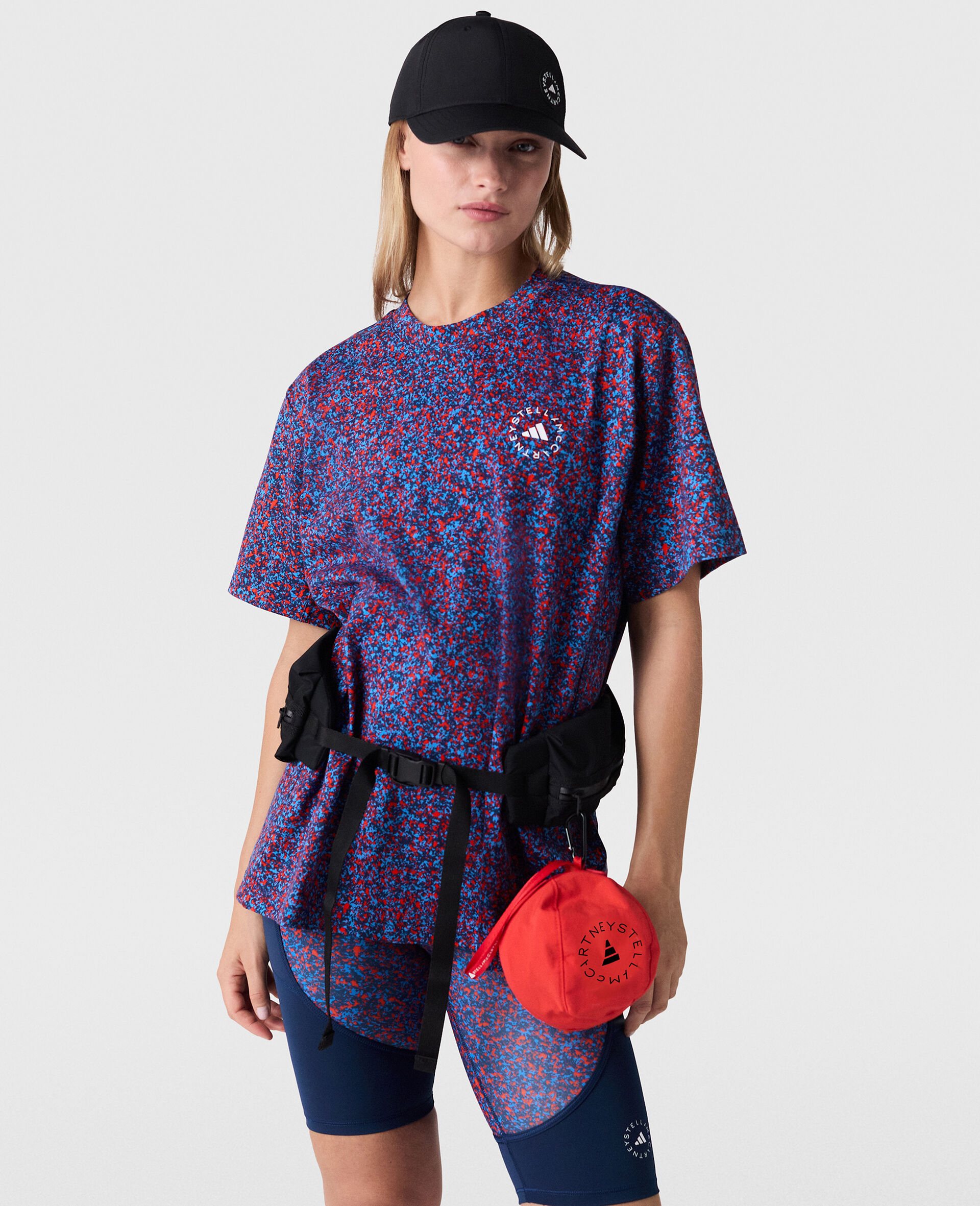 TrueLife Oversized T-Shirt-Blue-model