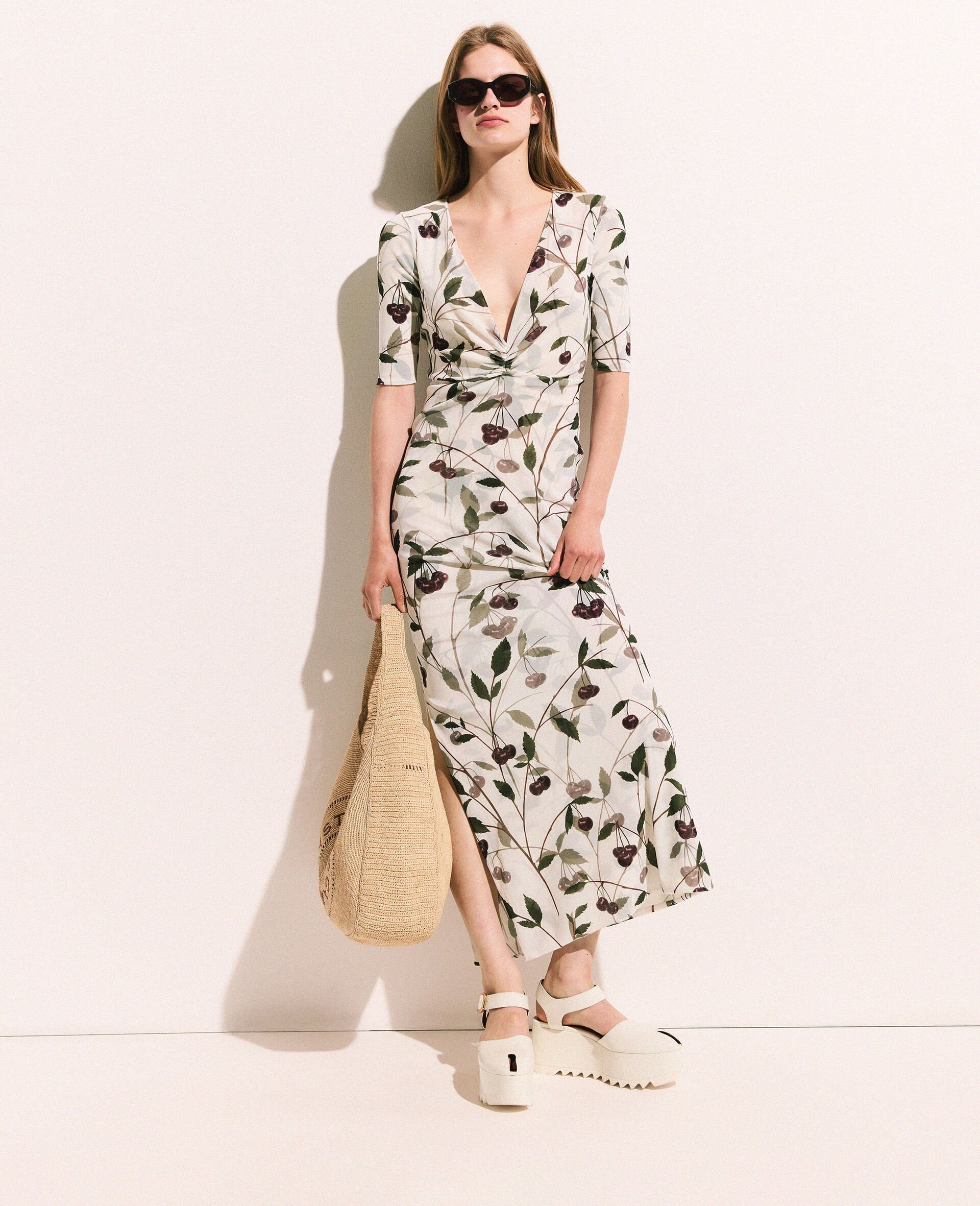 Midikleid mit halben Ärmeln aus Mesh mit Kirsch-Print-Beige-model