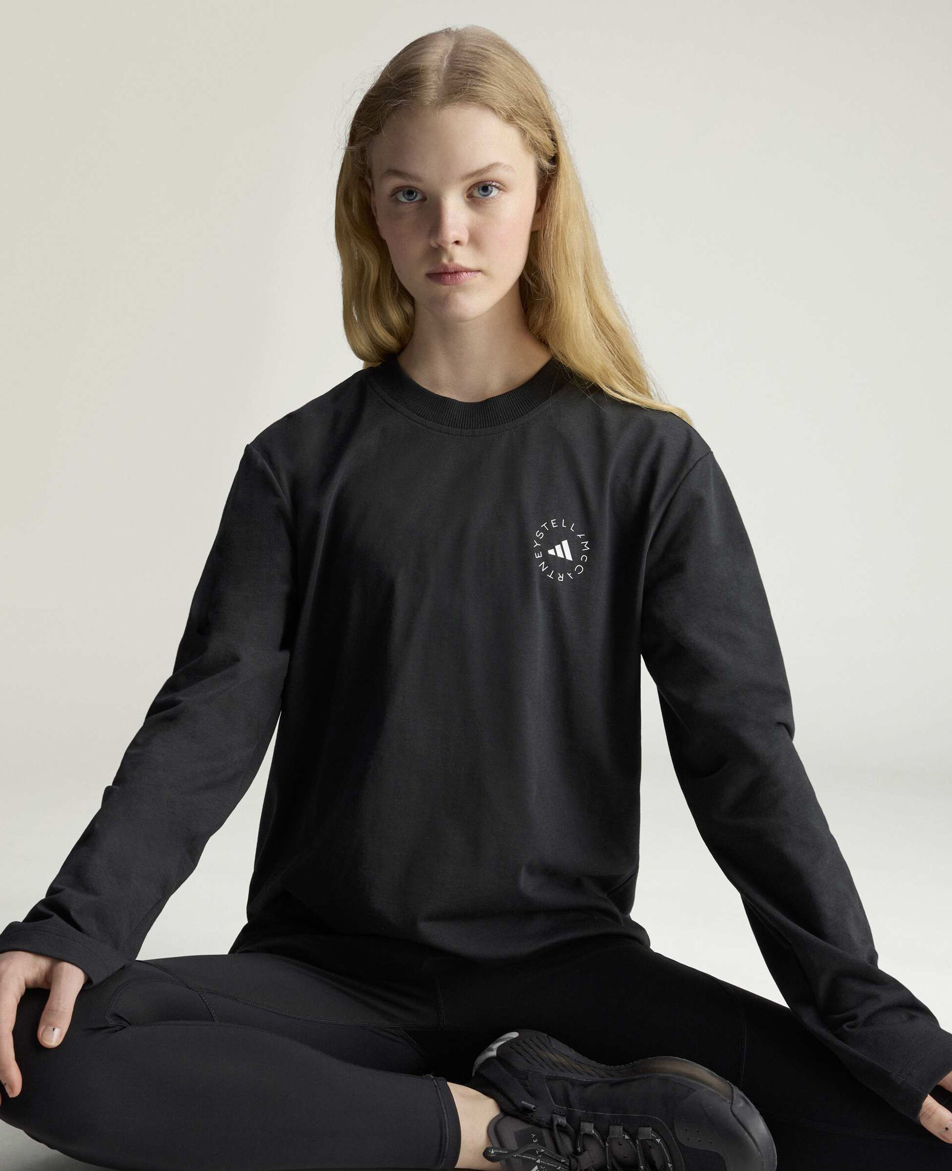 Logo Long Sleeve Classic T-Shirt-Black-large image number 4