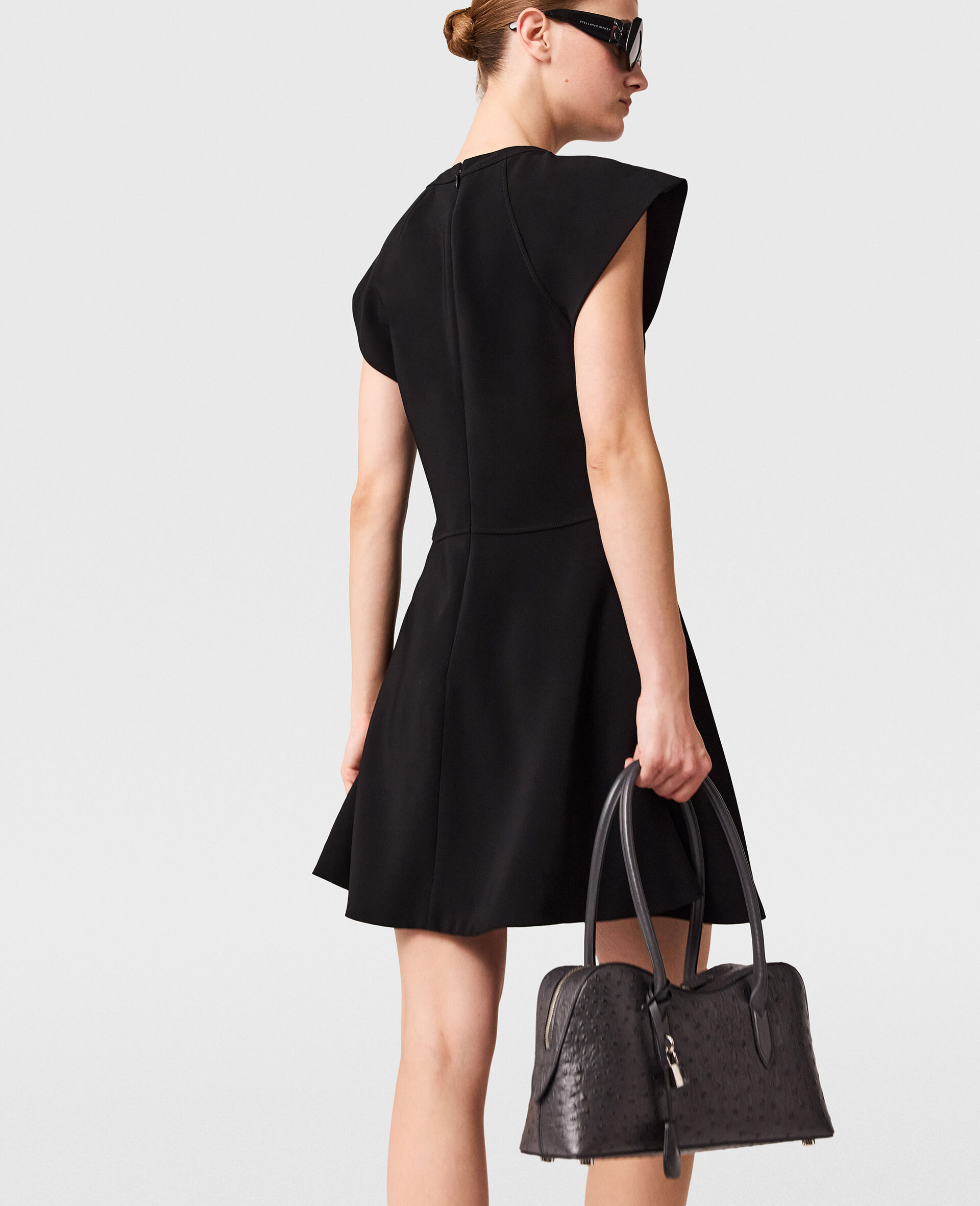DRESS-Black-large image number 4