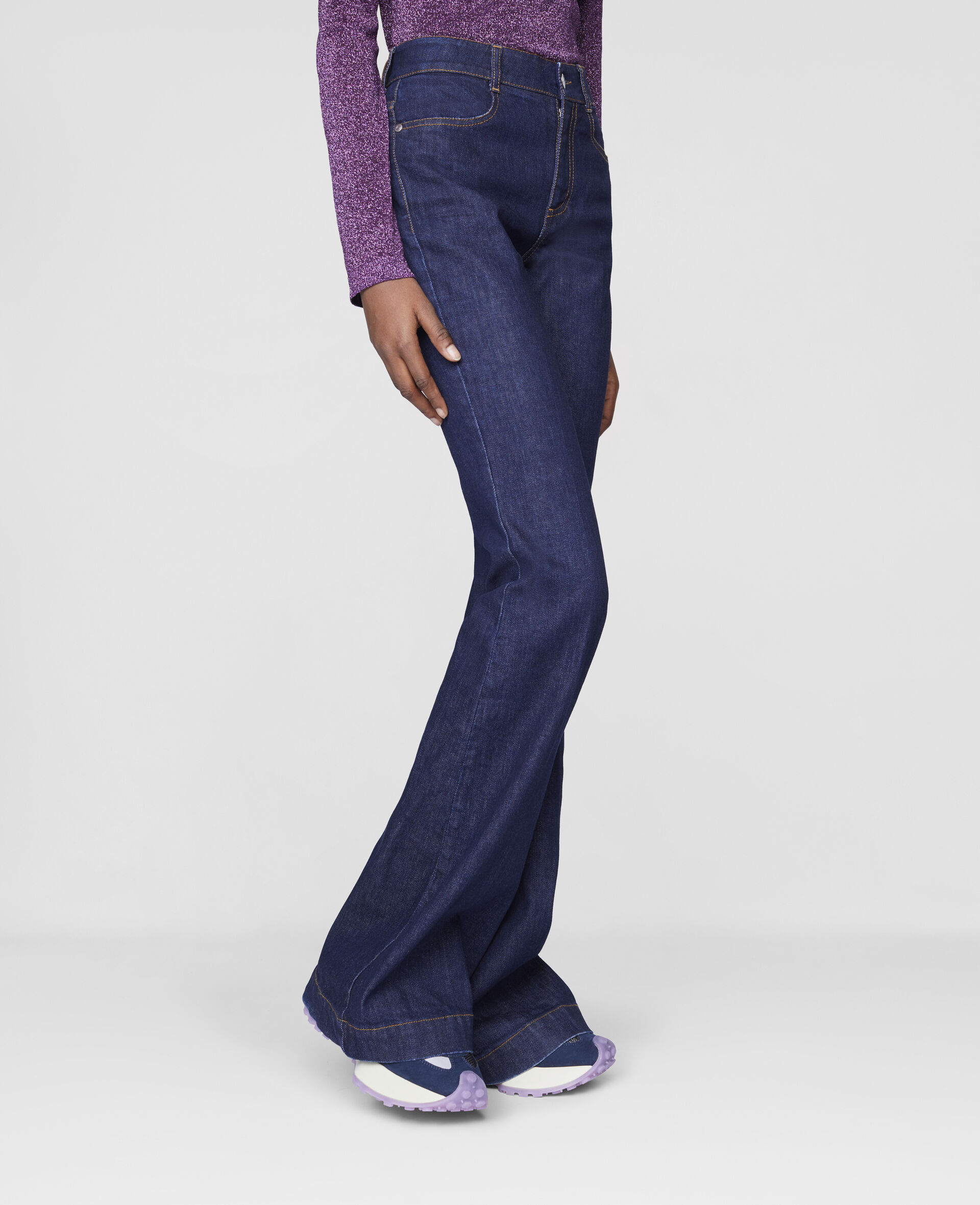 Le pantalon en denim évasé des années 1970-Bleu-large image number 3