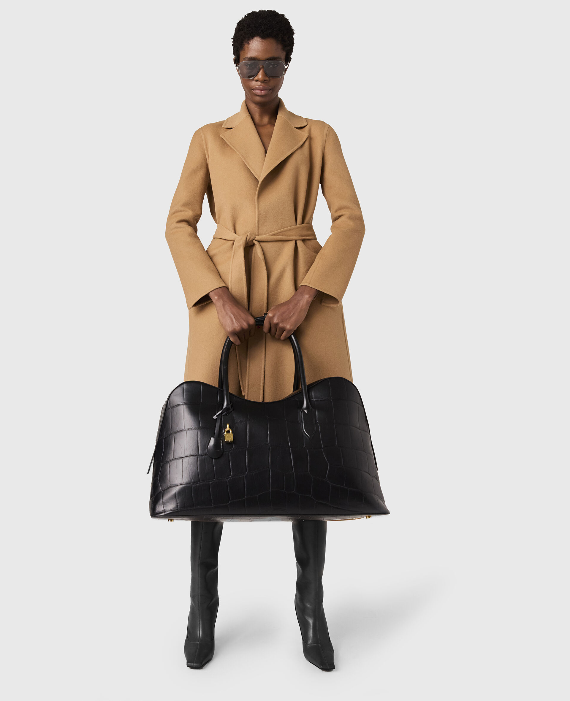 Ryder Crocodile-Embossed  Weekender Bag-Black-model