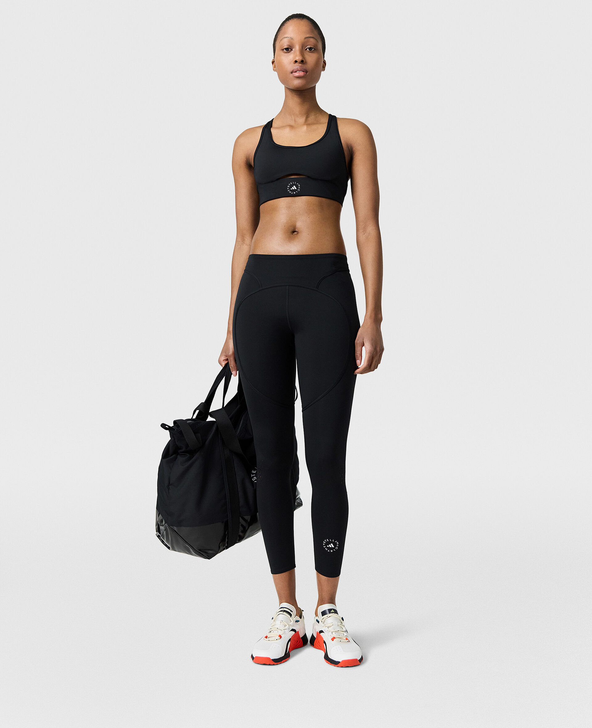 TruePurpose Training 7/8 Leggings-Black-model