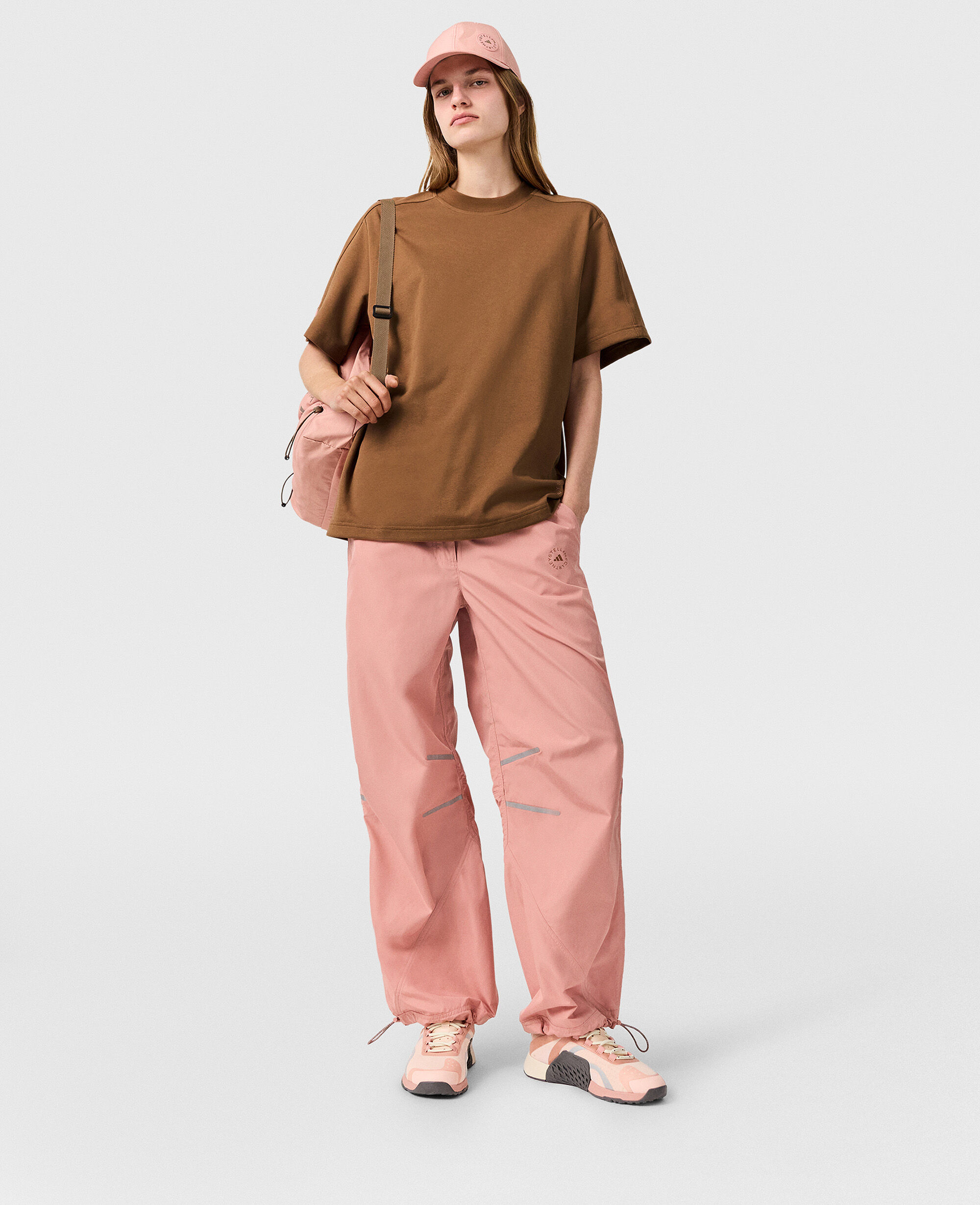STELLA MCCARTNEY ★ オーバーサイズオーバーシャツ / ブラウン Women Brown Oversized Logo T-Shirt | Stella McCartney QA