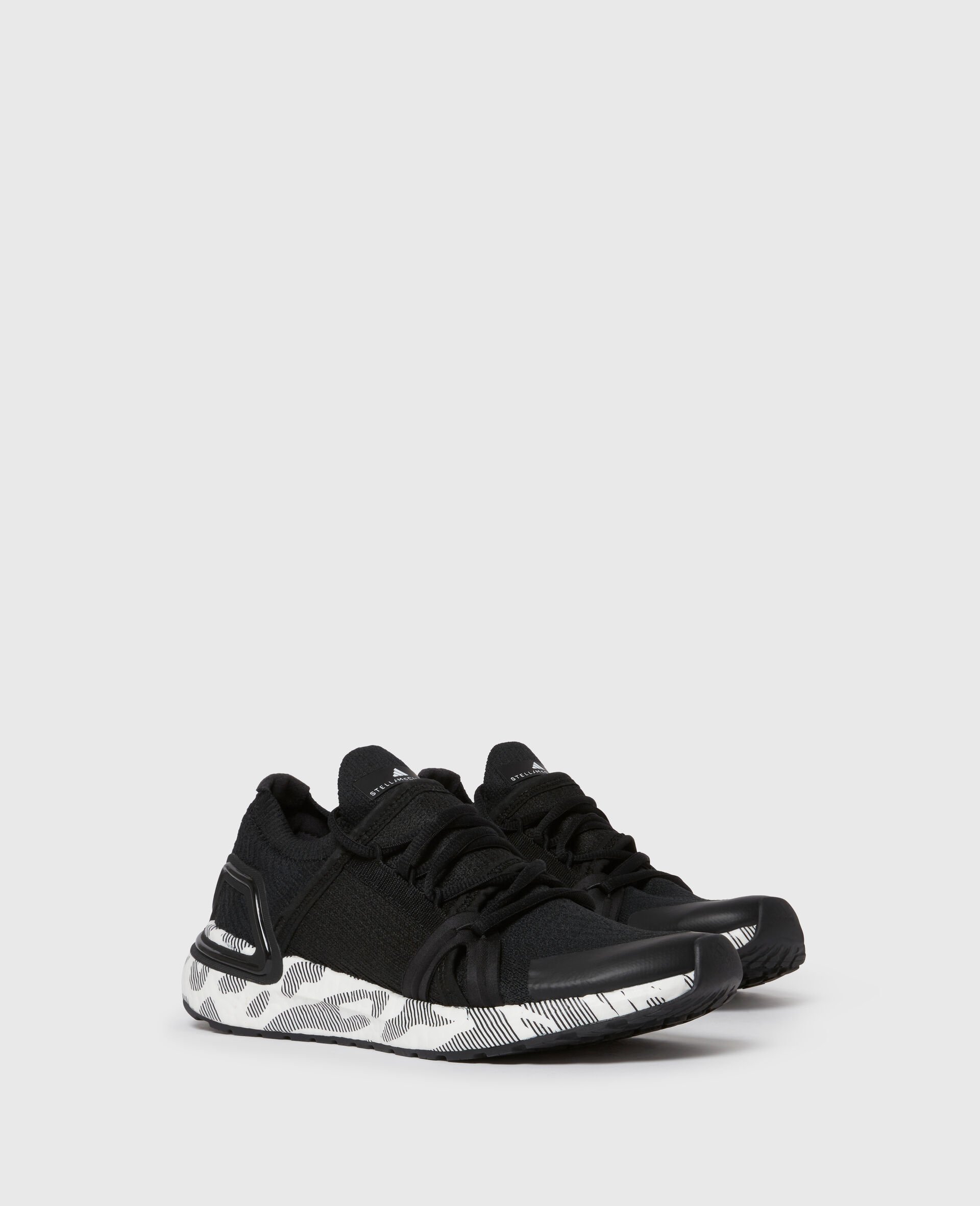 UltraBOOST DNA Running Trainers-Black-large image number 2