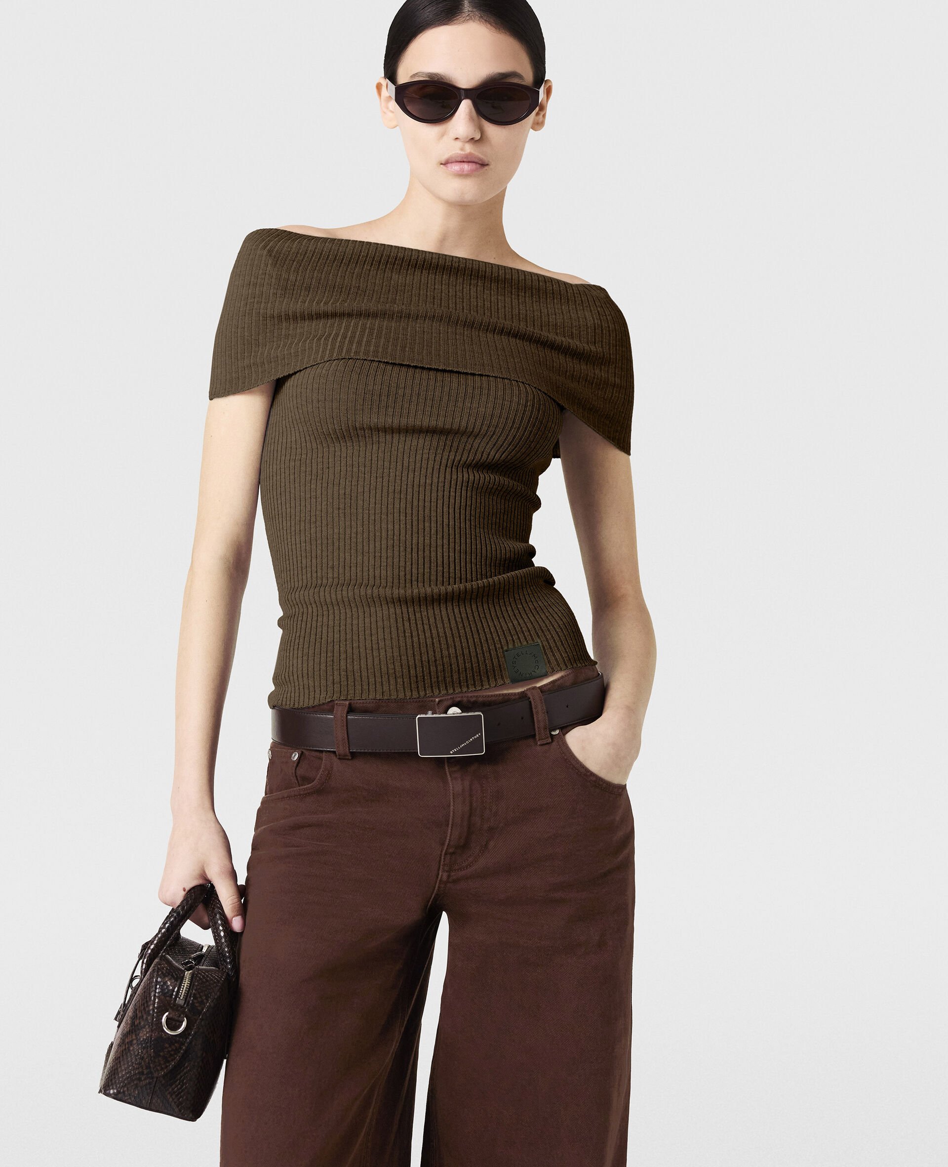 Off-Shoulder Top-Green-large Off-Shoulder Top-Green-large image number 4