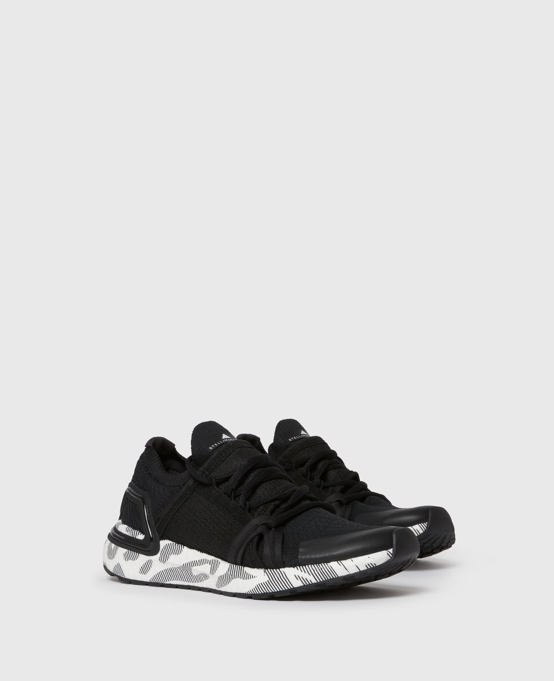 UltraBOOST DNA Running Trainers-Black-large image number 2