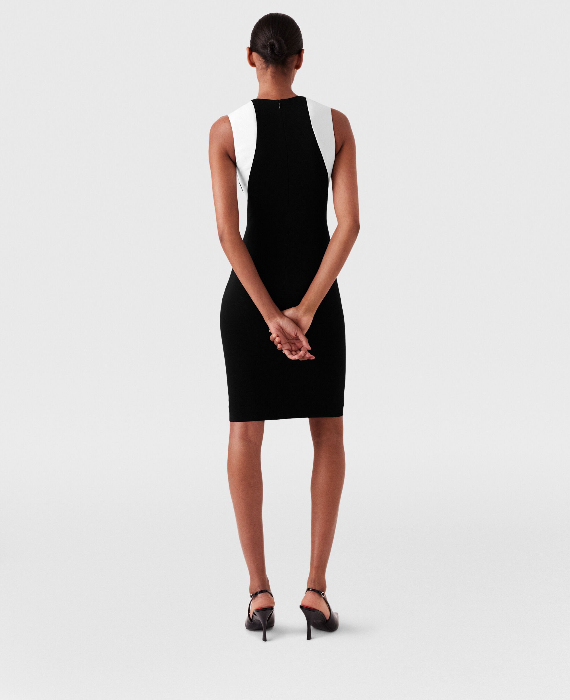 Stella mccartney black and white dress discount