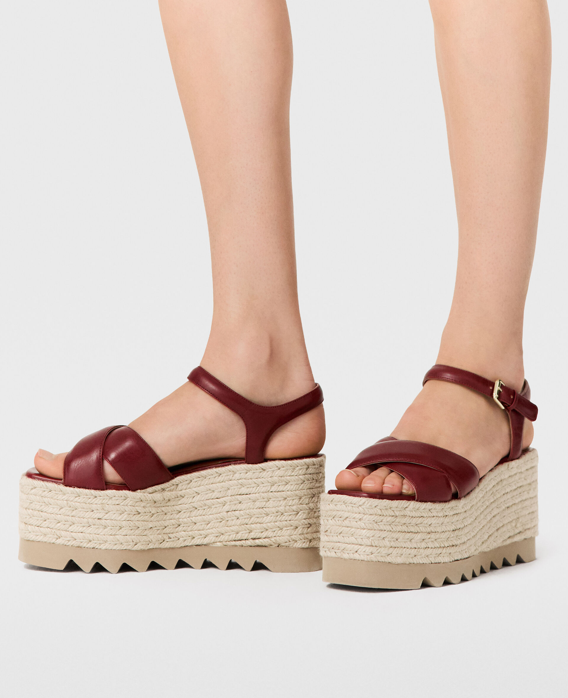 Elyse Criss-Cross Sandal-Brown-model